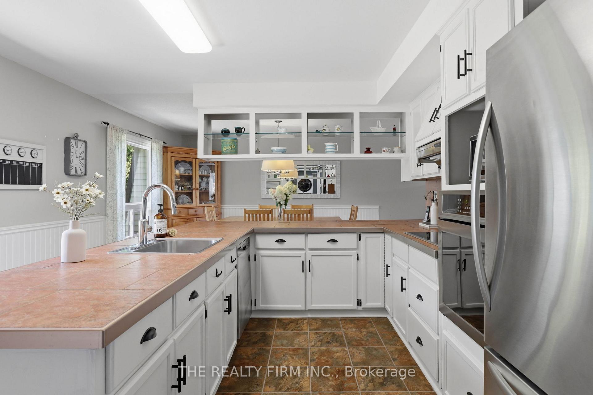 Photo 11 of 1 Hueston Drive, Thames Centre, Thorndale — HOMEH