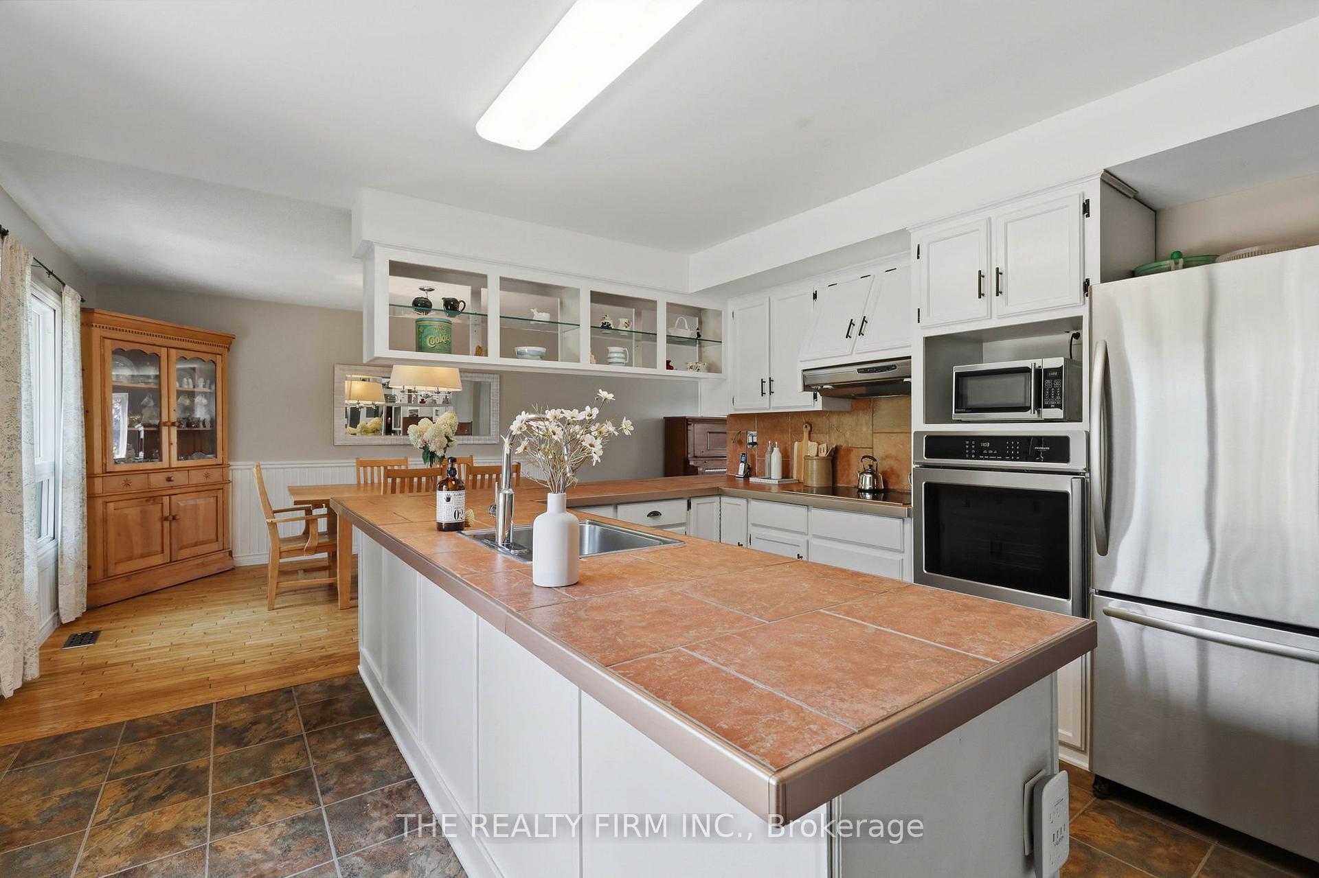 Photo 12 of 1 Hueston Drive, Thames Centre, Thorndale — HOMEH