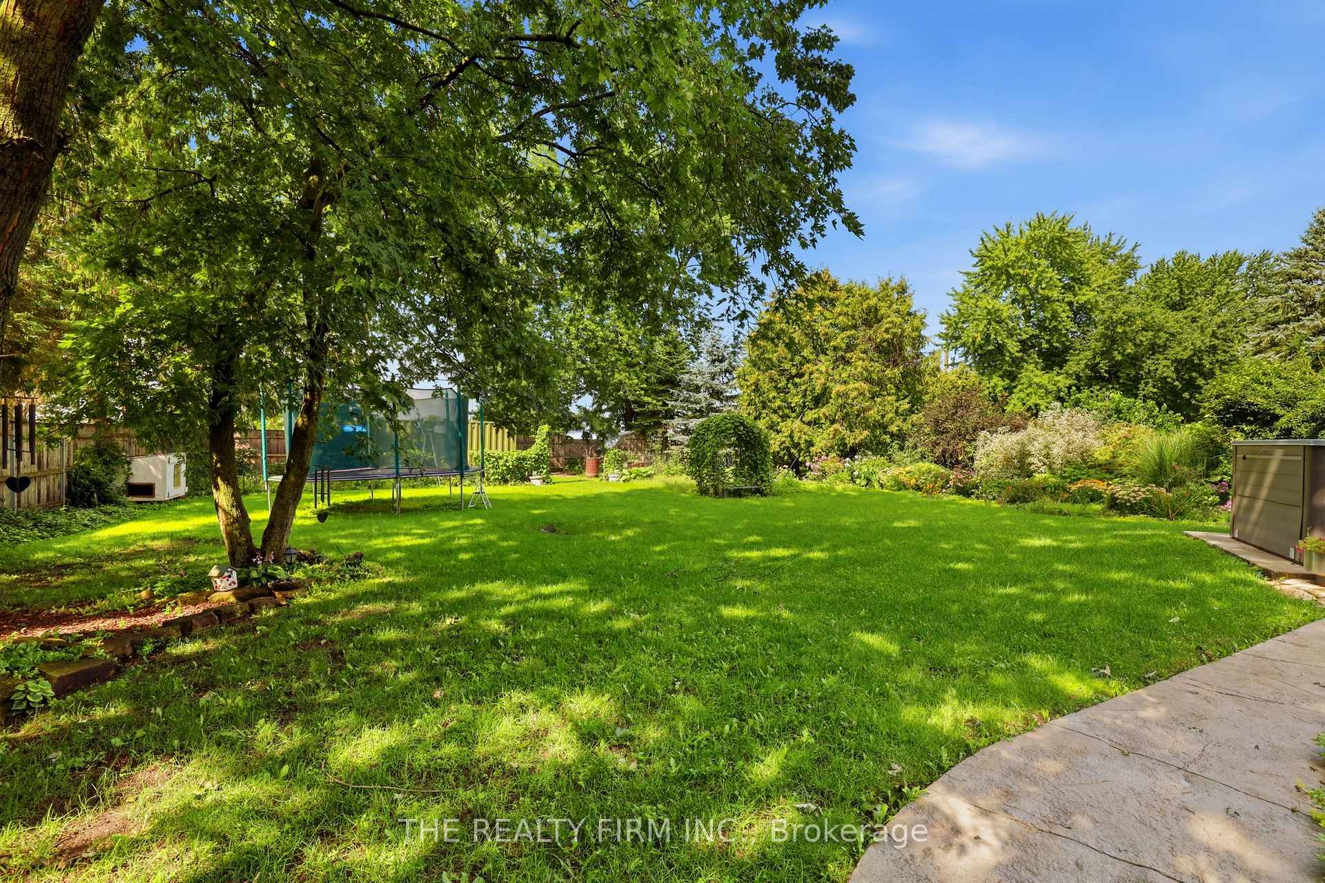 Photo 28 of 1 Hueston Drive, Thames Centre, Thorndale — HOMEH