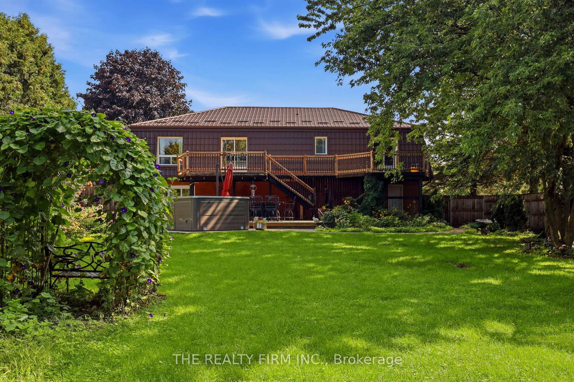 Photo 30 of 1 Hueston Drive, Thames Centre, Thorndale — HOMEH