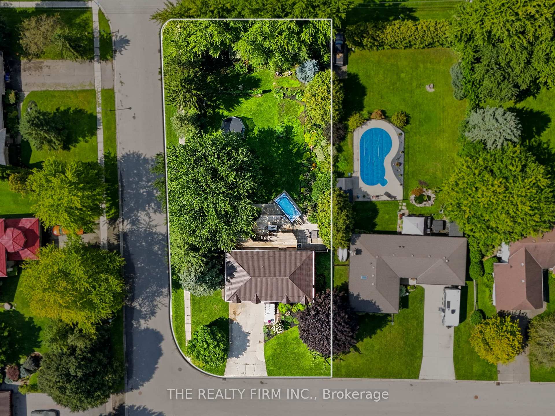 Photo 31 of 1 Hueston Drive, Thames Centre, Thorndale — HOMEH