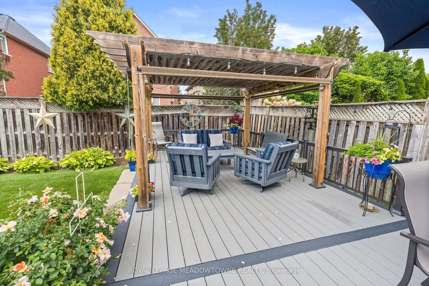 Photo 38 of 69 Chaplin Crescent, Halton Hills, Georgetown — HOMEH