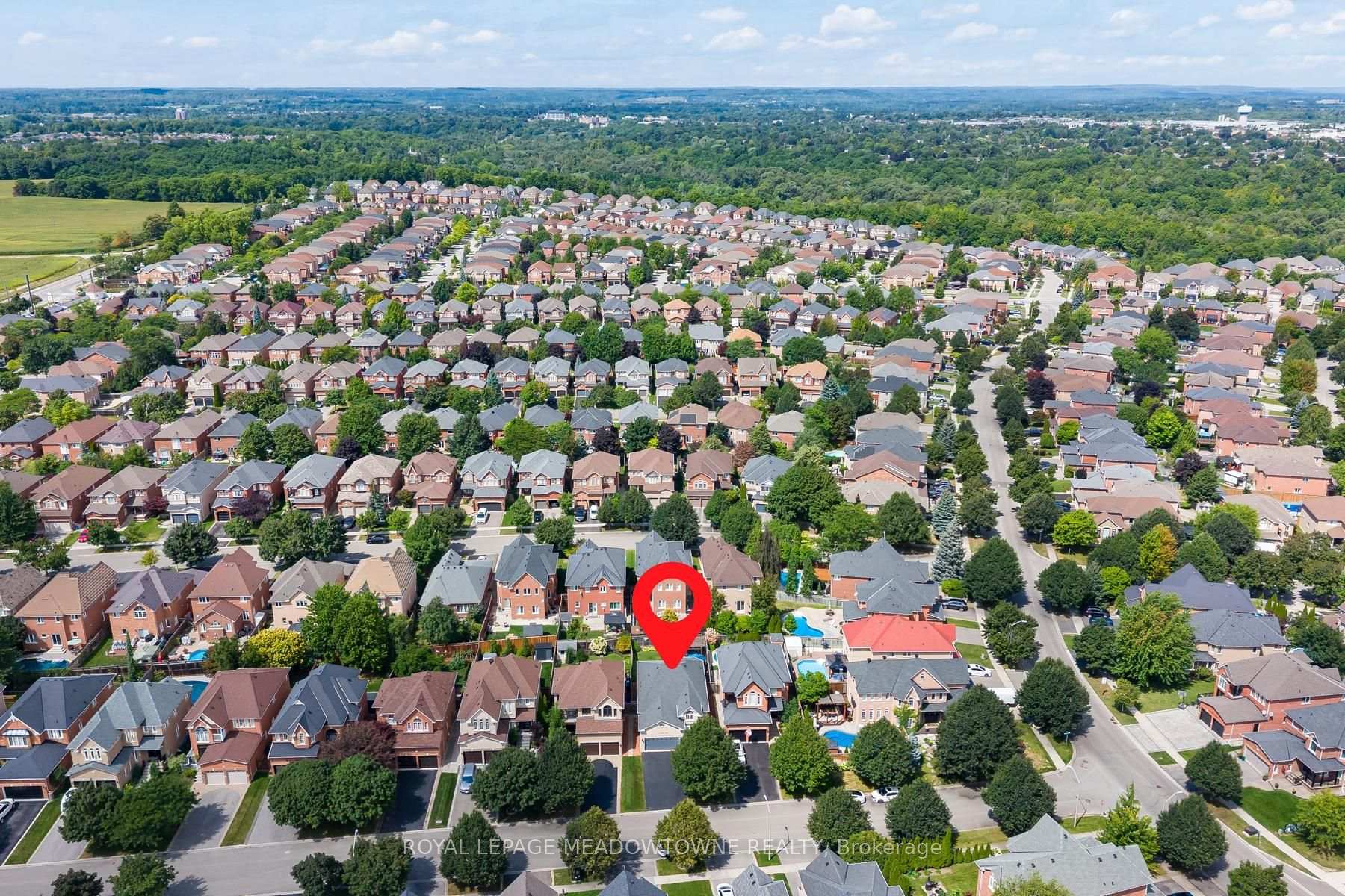 Photo 46 of 69 Chaplin Crescent, Halton Hills, Georgetown — HOMEH