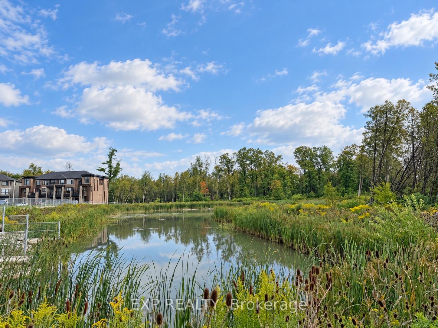 Photo 35 of 3 Red Maple Lane, Barrie, Innis-Shore — HOMEH
