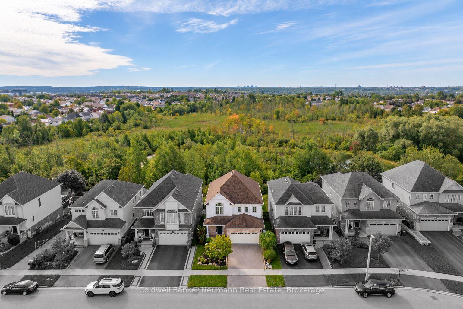 Photo 4 of 21 Trimble Crescent, Guelph, Grange Road — HOMEH