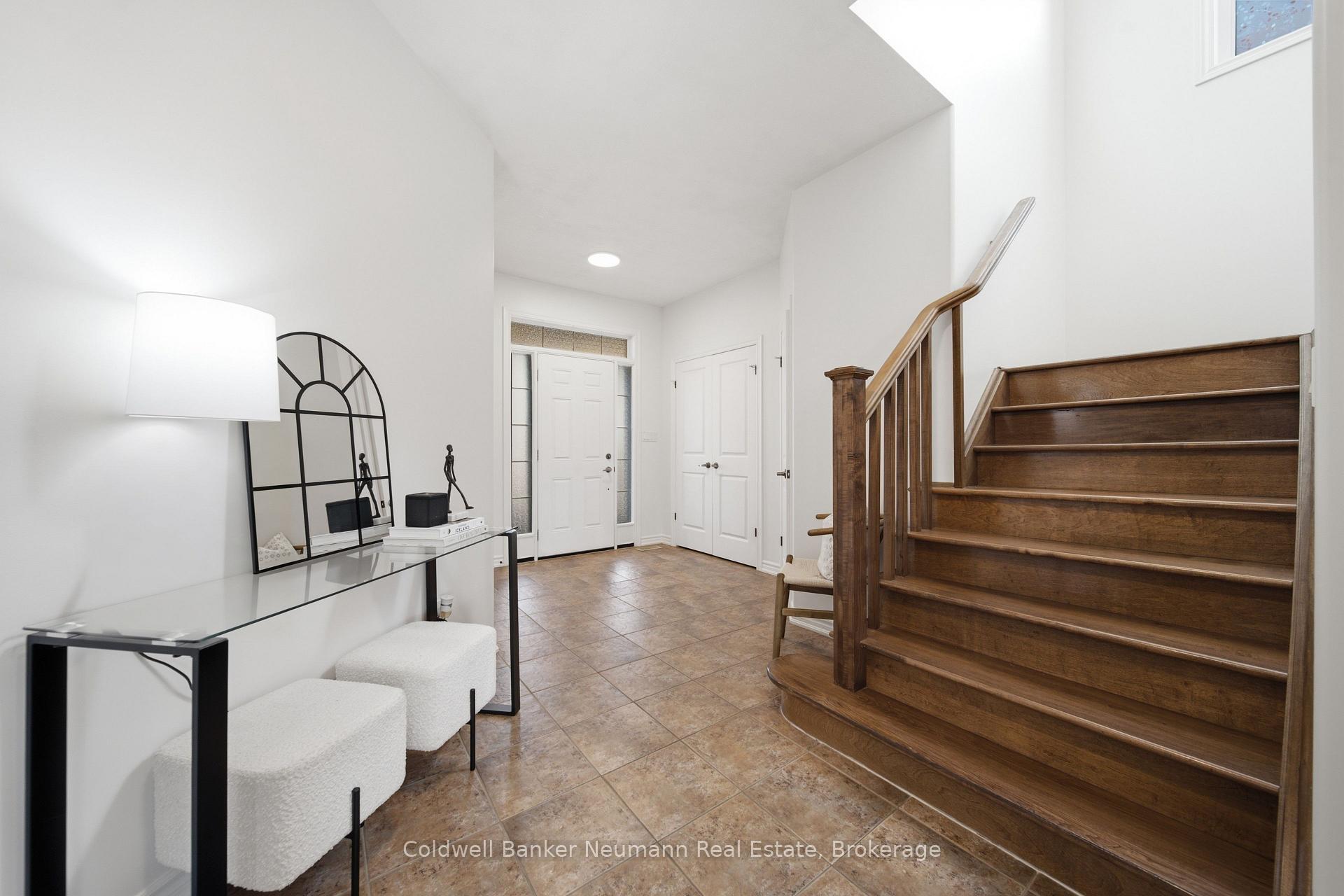Photo 5 of 21 Trimble Crescent, Guelph, Grange Road — HOMEH