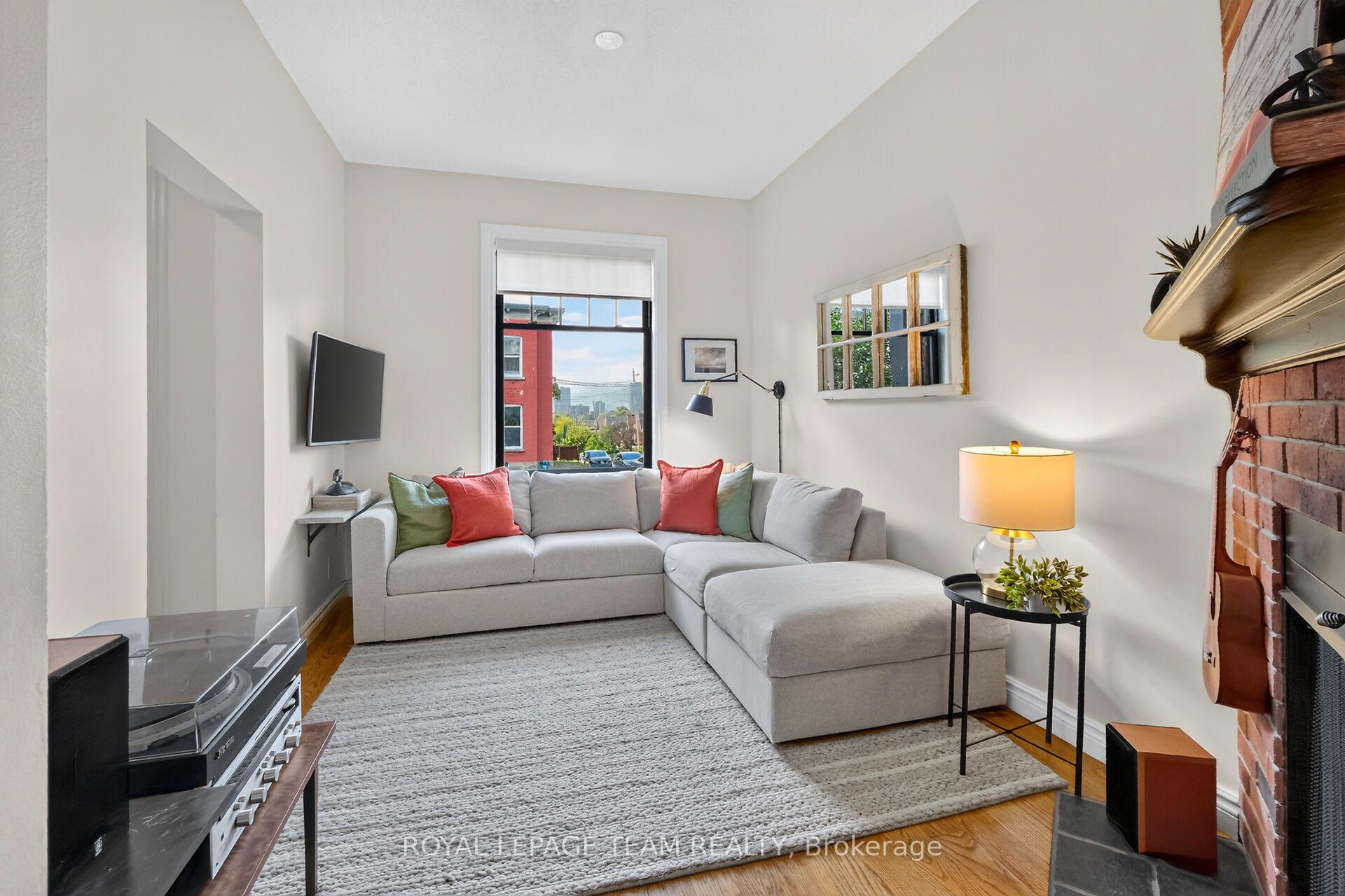 Photo 6 of 103 Rochester Street, Ottawa, West Centre Town — HOMEH
