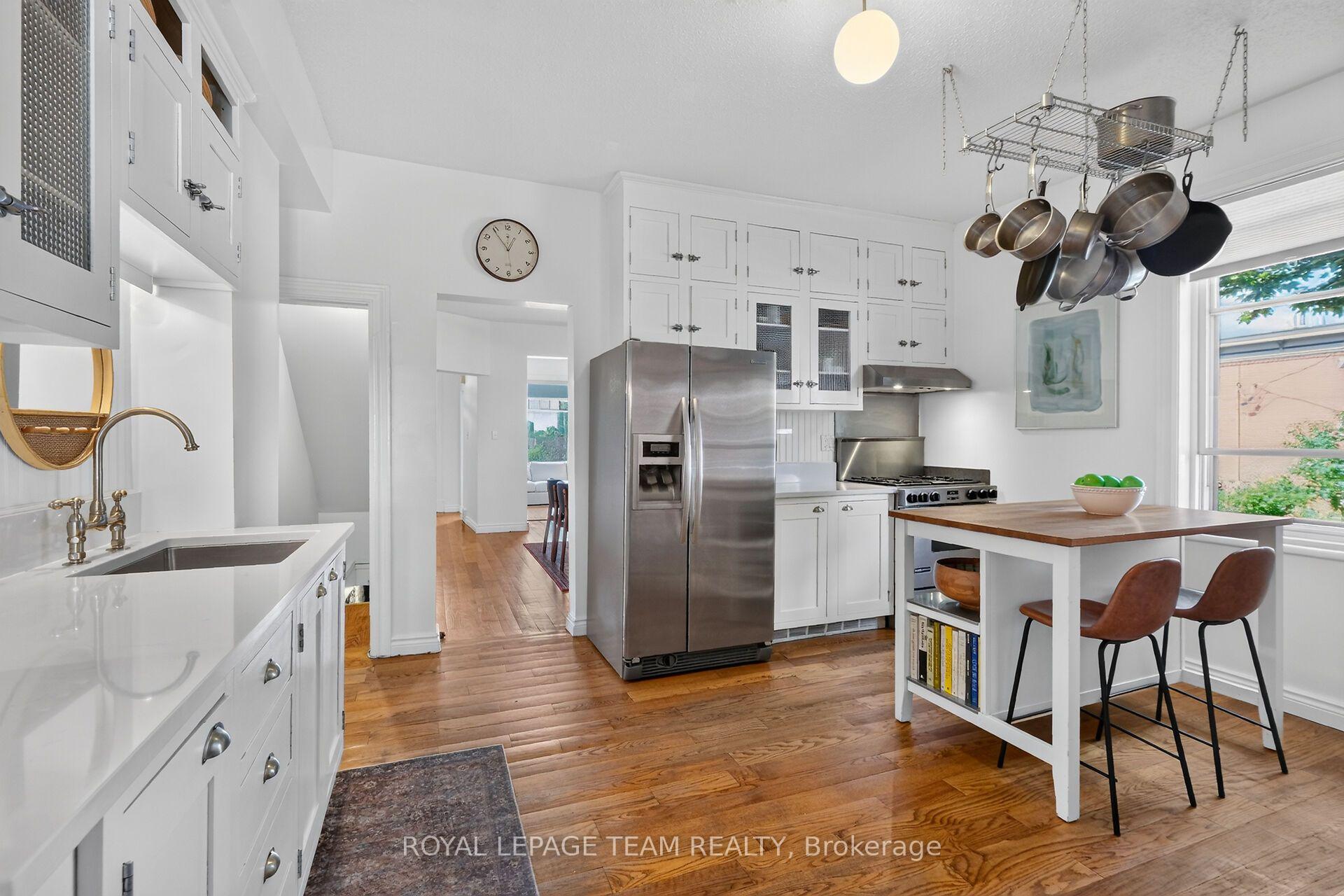 Photo 11 of 103 Rochester Street, Ottawa, West Centre Town — HOMEH
