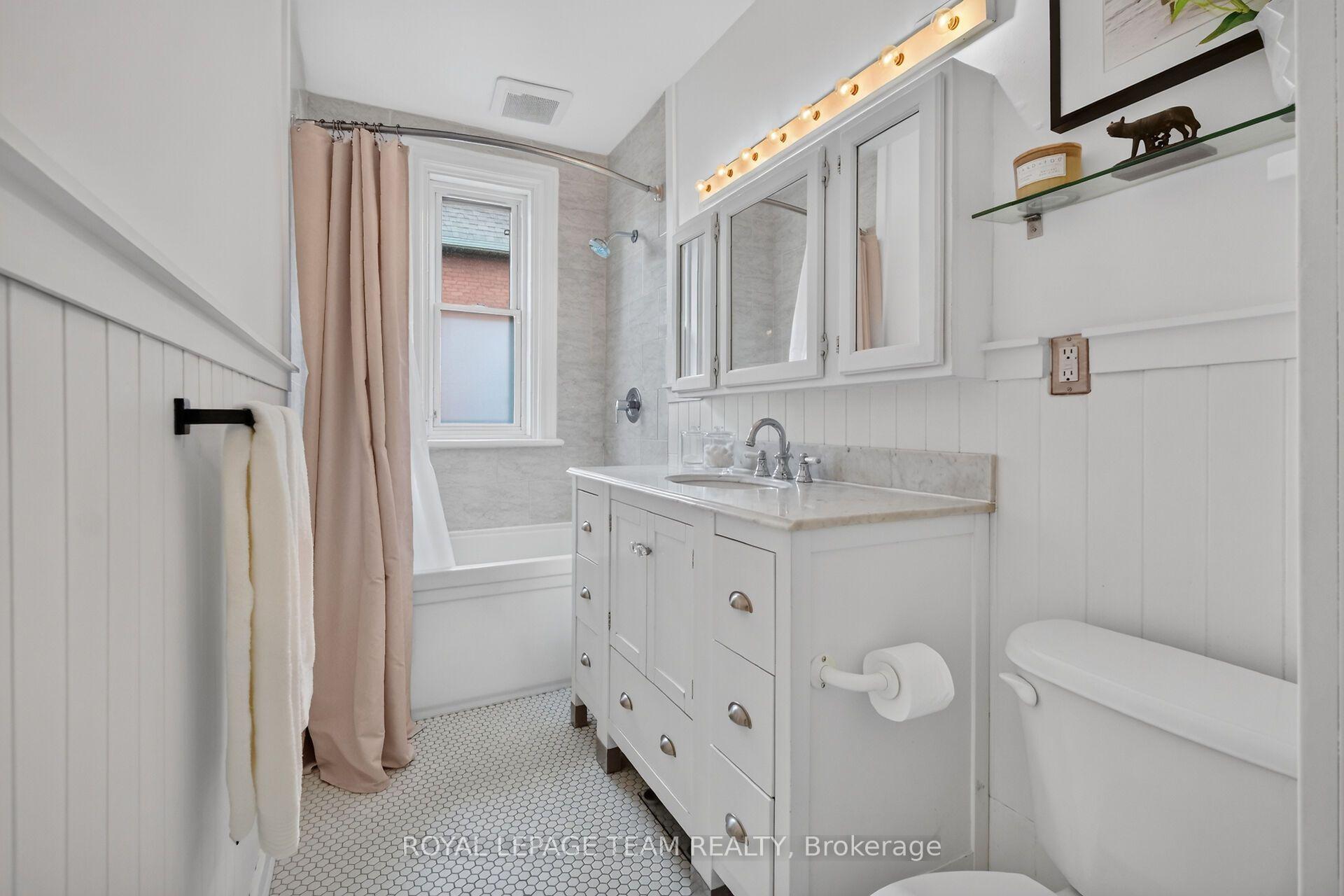 Photo 22 of 103 Rochester Street, Ottawa, West Centre Town — HOMEH