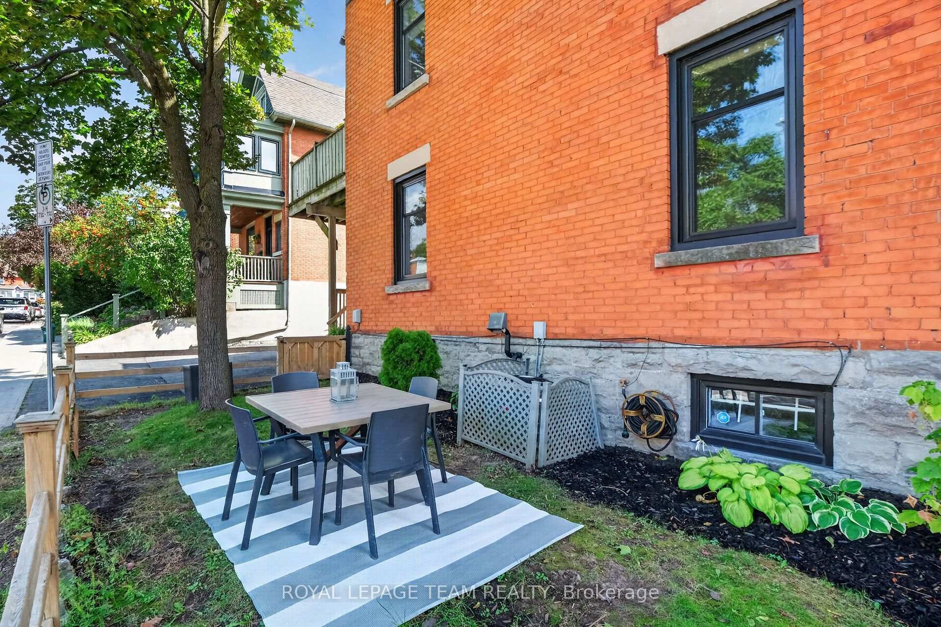 Photo 36 of 103 Rochester Street, Ottawa, West Centre Town — HOMEH