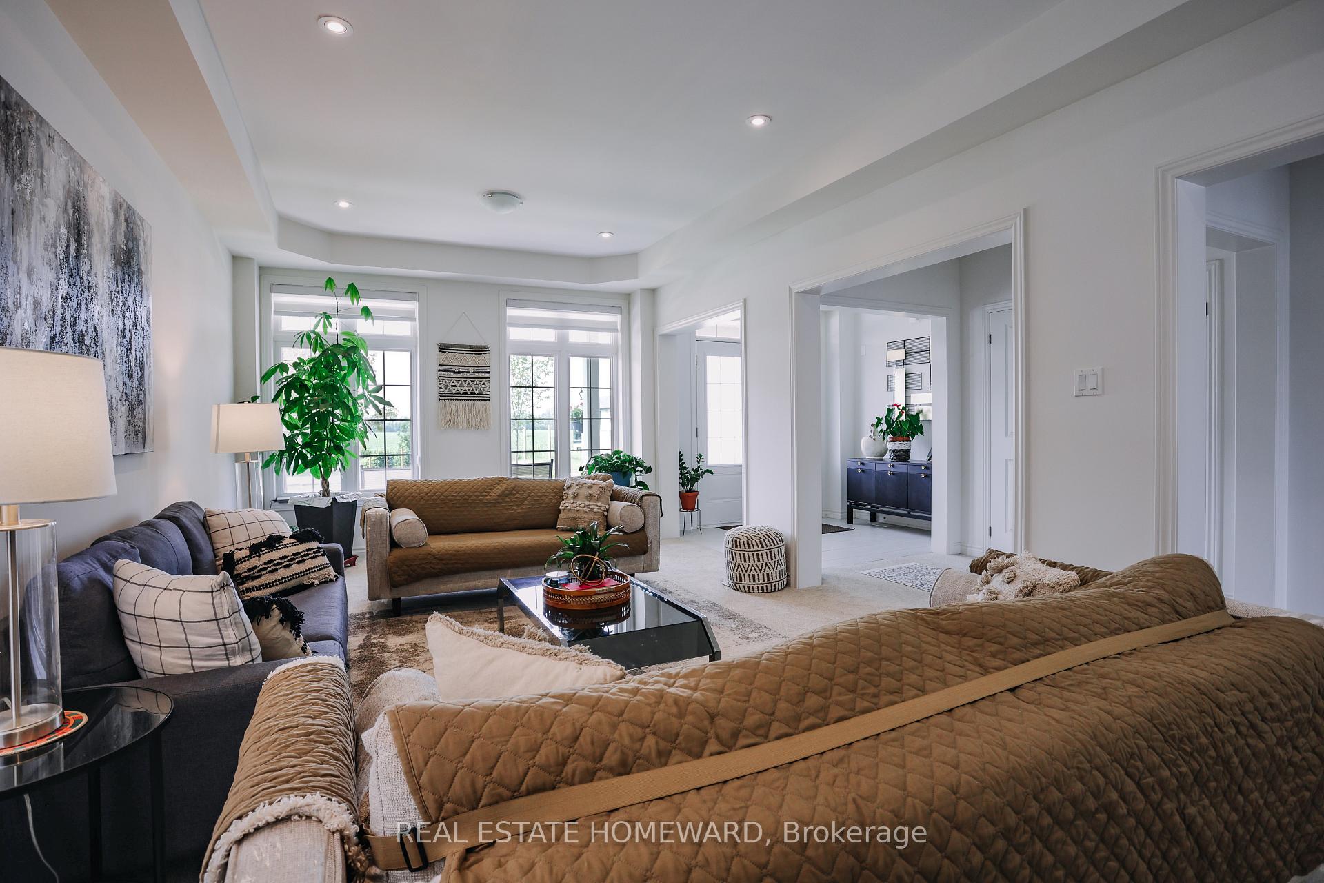 Photo 4 of 111 Rea Drive, Centre Wellington, Fergus — HOMEH