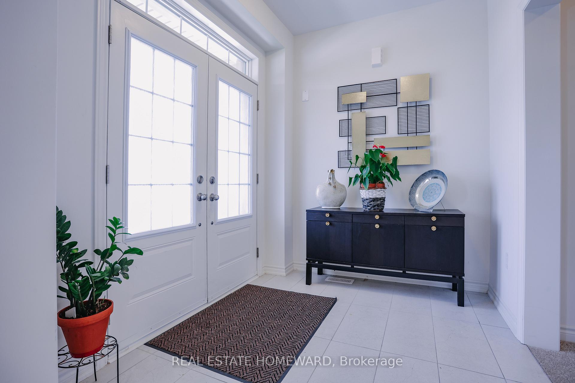 Photo 6 of 111 Rea Drive, Centre Wellington, Fergus — HOMEH