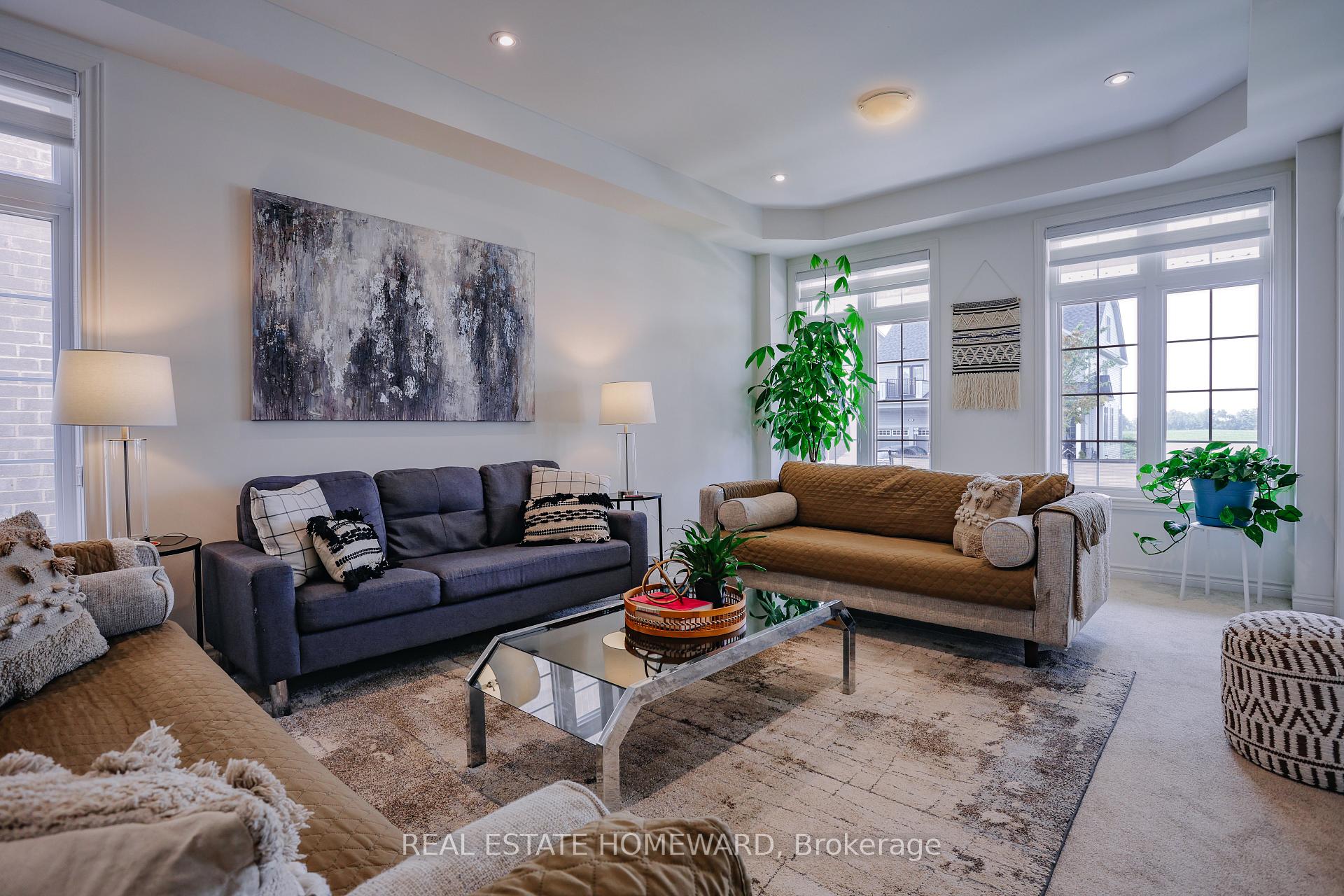 Photo 10 of 111 Rea Drive, Centre Wellington, Fergus — HOMEH