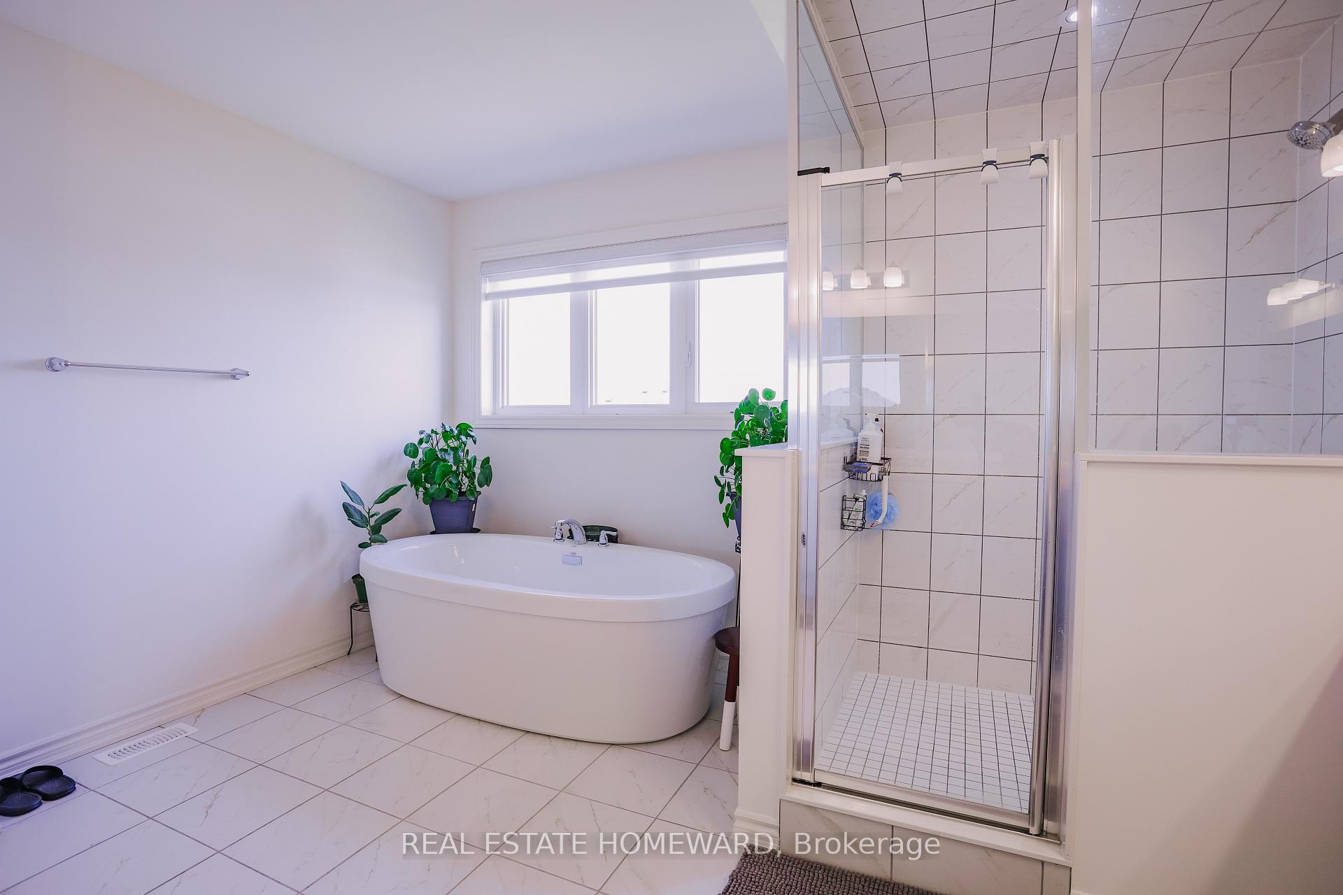 Photo 27 of 111 Rea Drive, Centre Wellington, Fergus — HOMEH