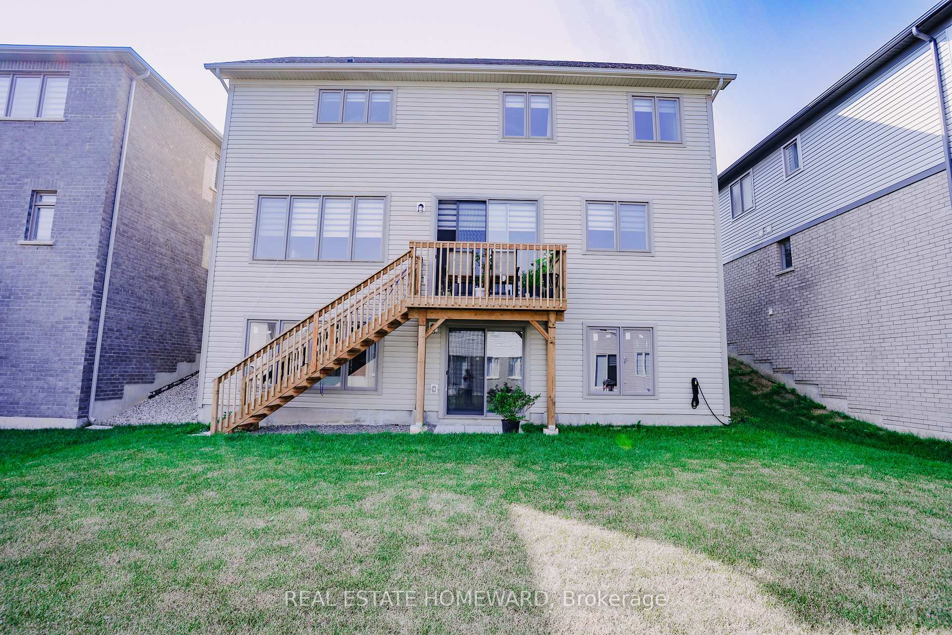 Photo 41 of 111 Rea Drive, Centre Wellington, Fergus — HOMEH