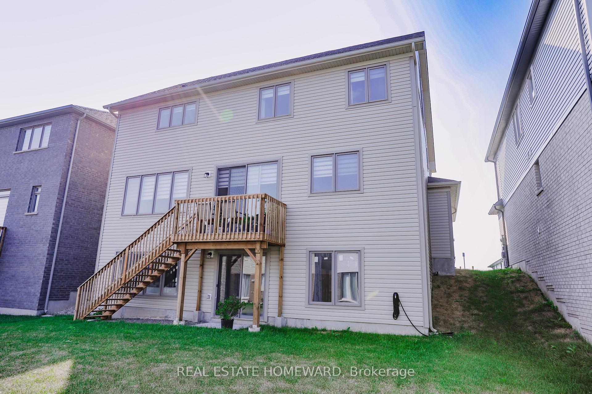 Photo 42 of 111 Rea Drive, Centre Wellington, Fergus — HOMEH