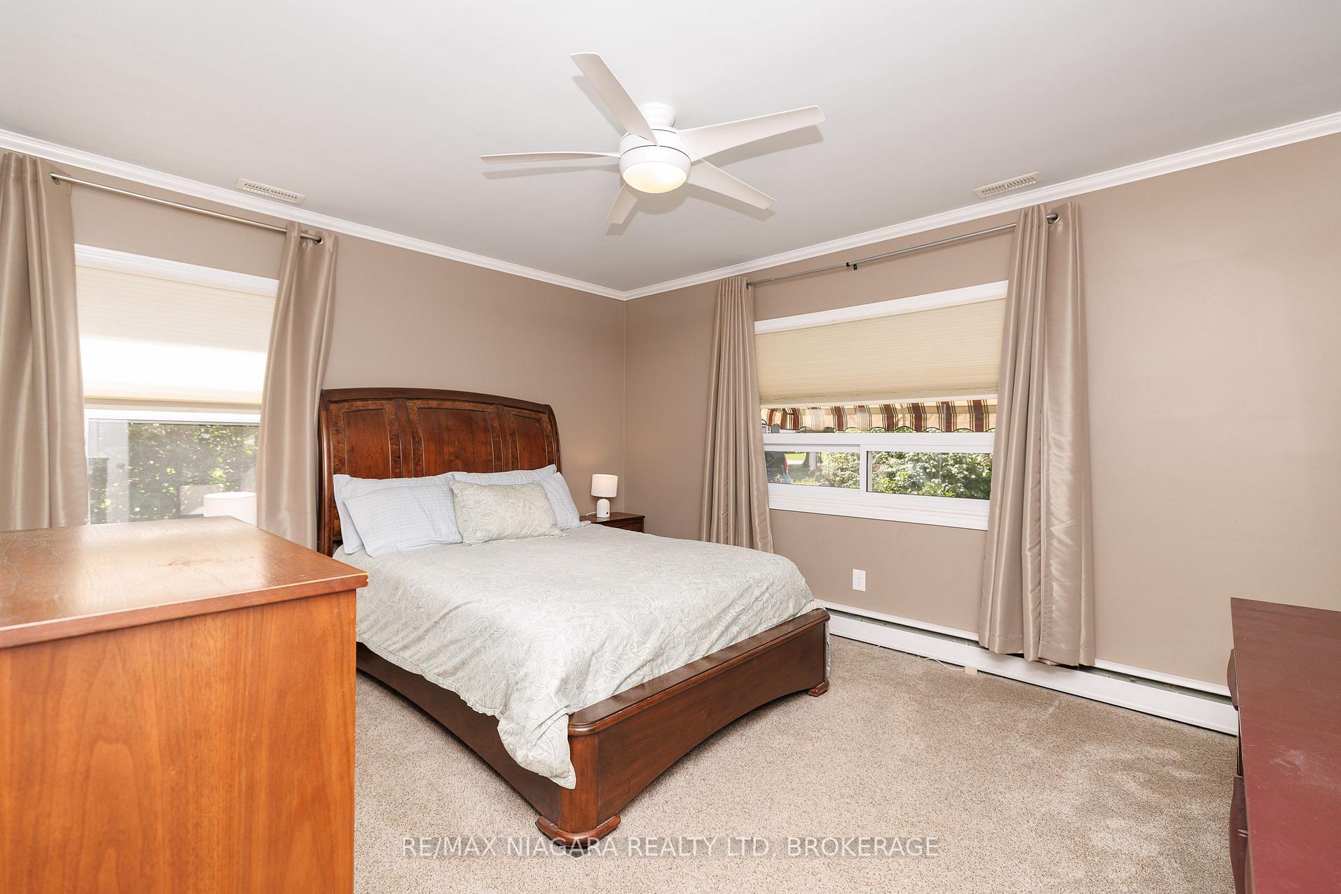 Photo 20 of 6329 Goodsir Crescent, Niagara Falls, Hospital — HOMEH
