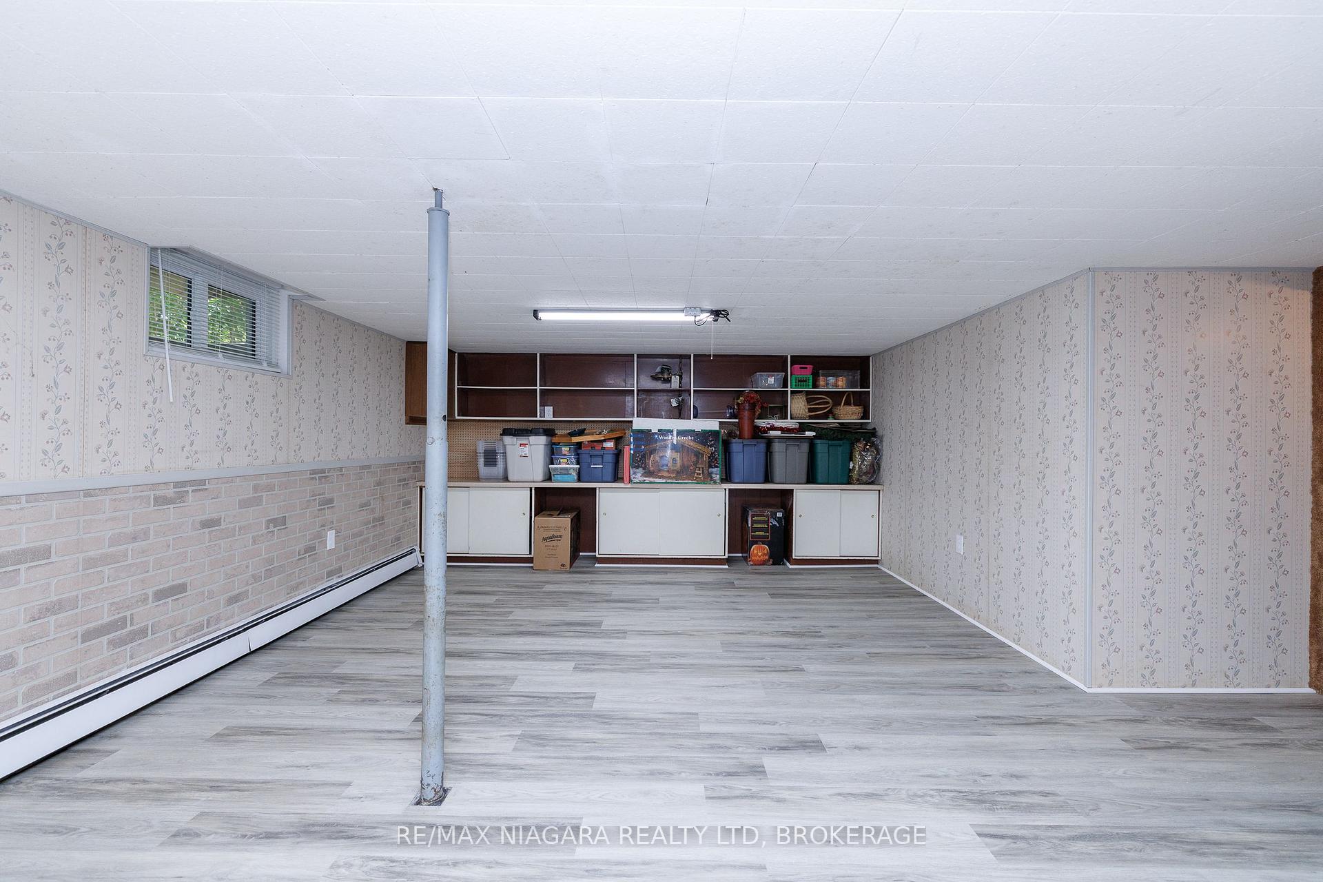 Photo 31 of 6329 Goodsir Crescent, Niagara Falls, Hospital — HOMEH
