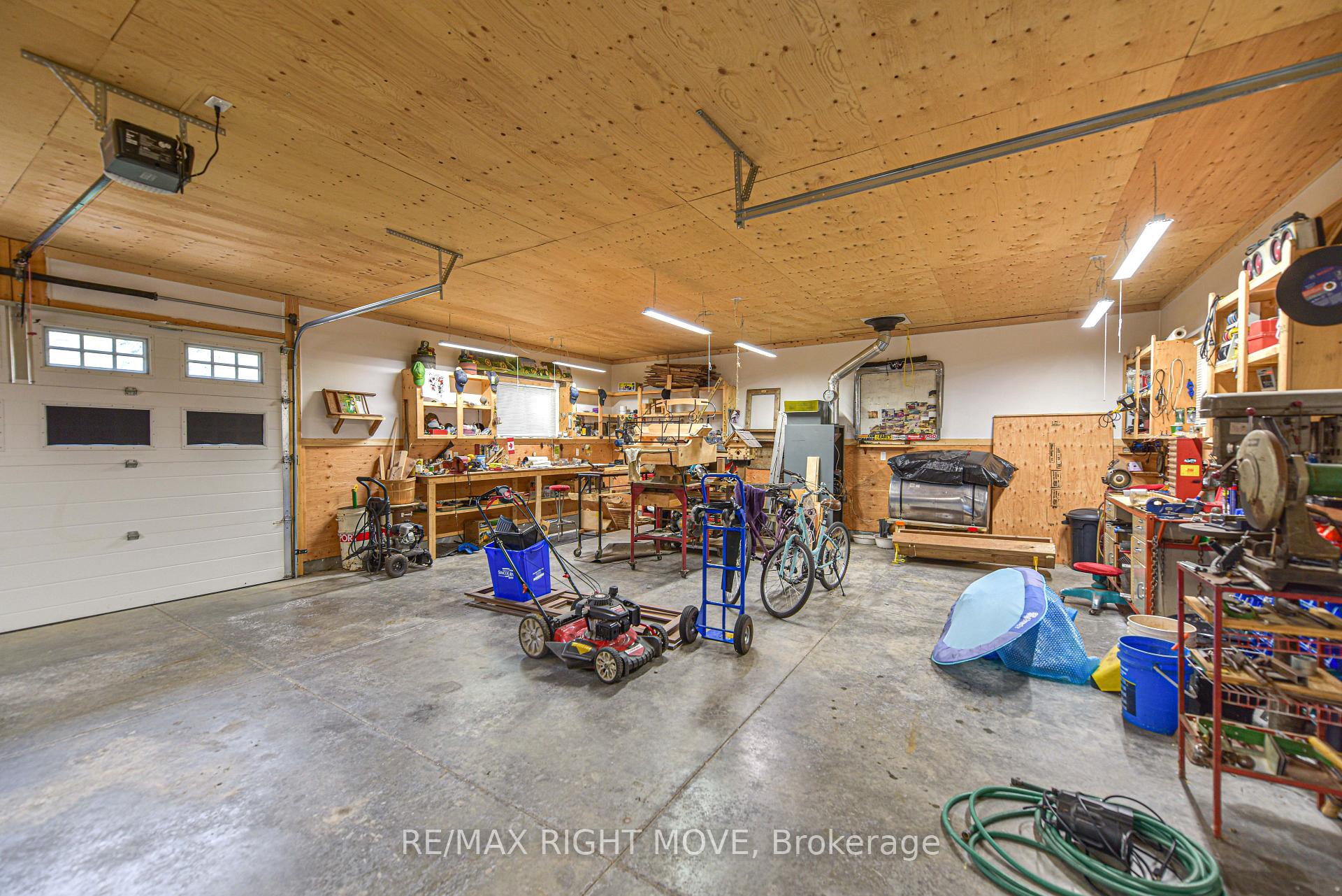 Photo 4 of 1220 Birchcliffe Crescent, Severn, Rural Severn — HOMEH