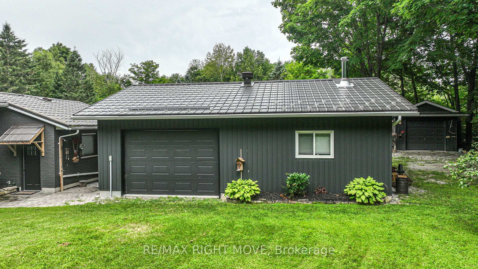 Photo 6 of 1220 Birchcliffe Crescent, Severn, Rural Severn — HOMEH