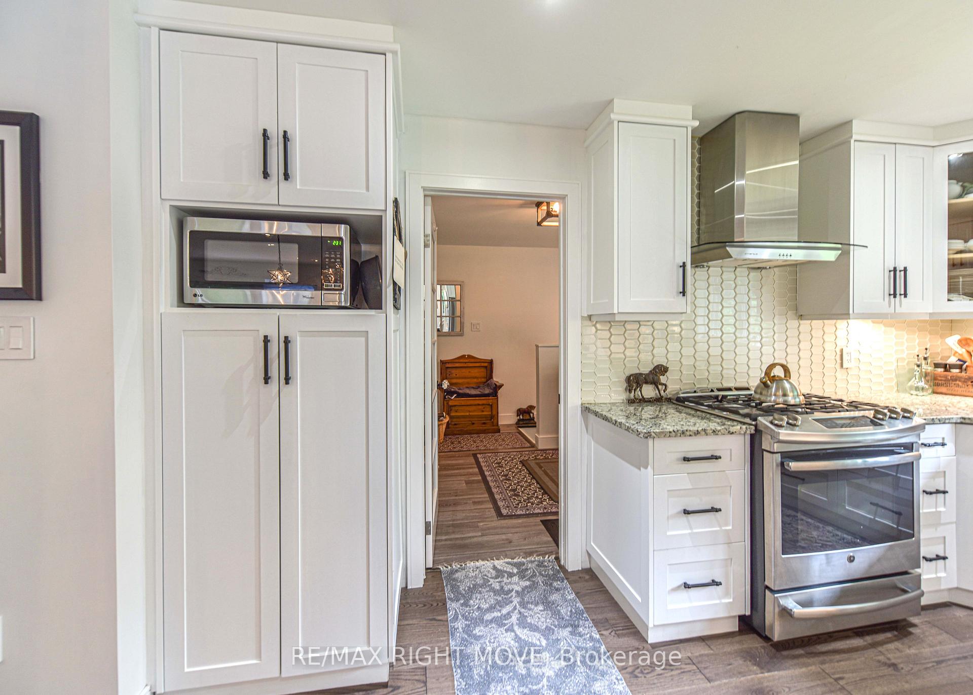 Photo 12 of 1220 Birchcliffe Crescent, Severn, Rural Severn — HOMEH