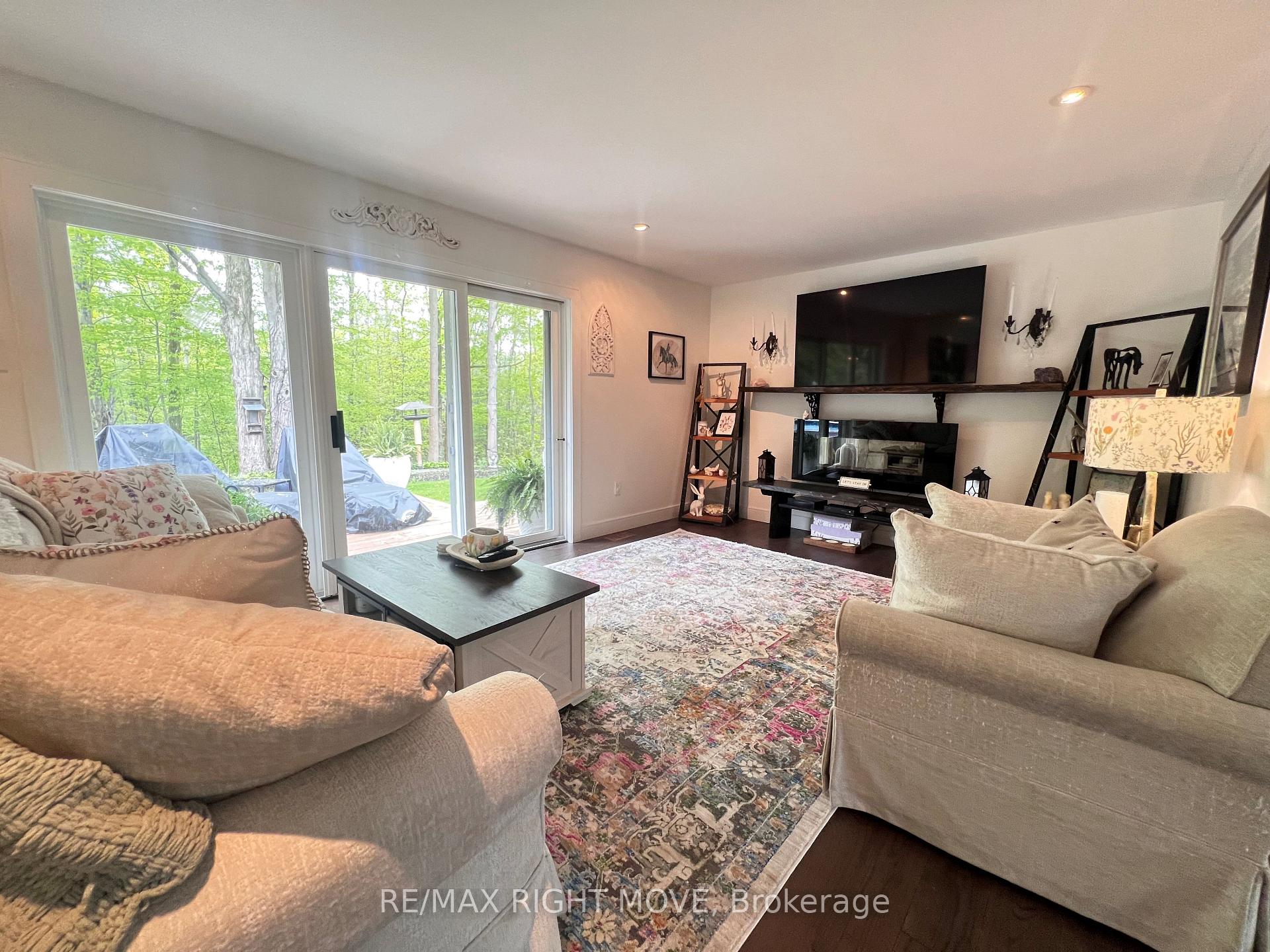 Photo 15 of 1220 Birchcliffe Crescent, Severn, Rural Severn — HOMEH