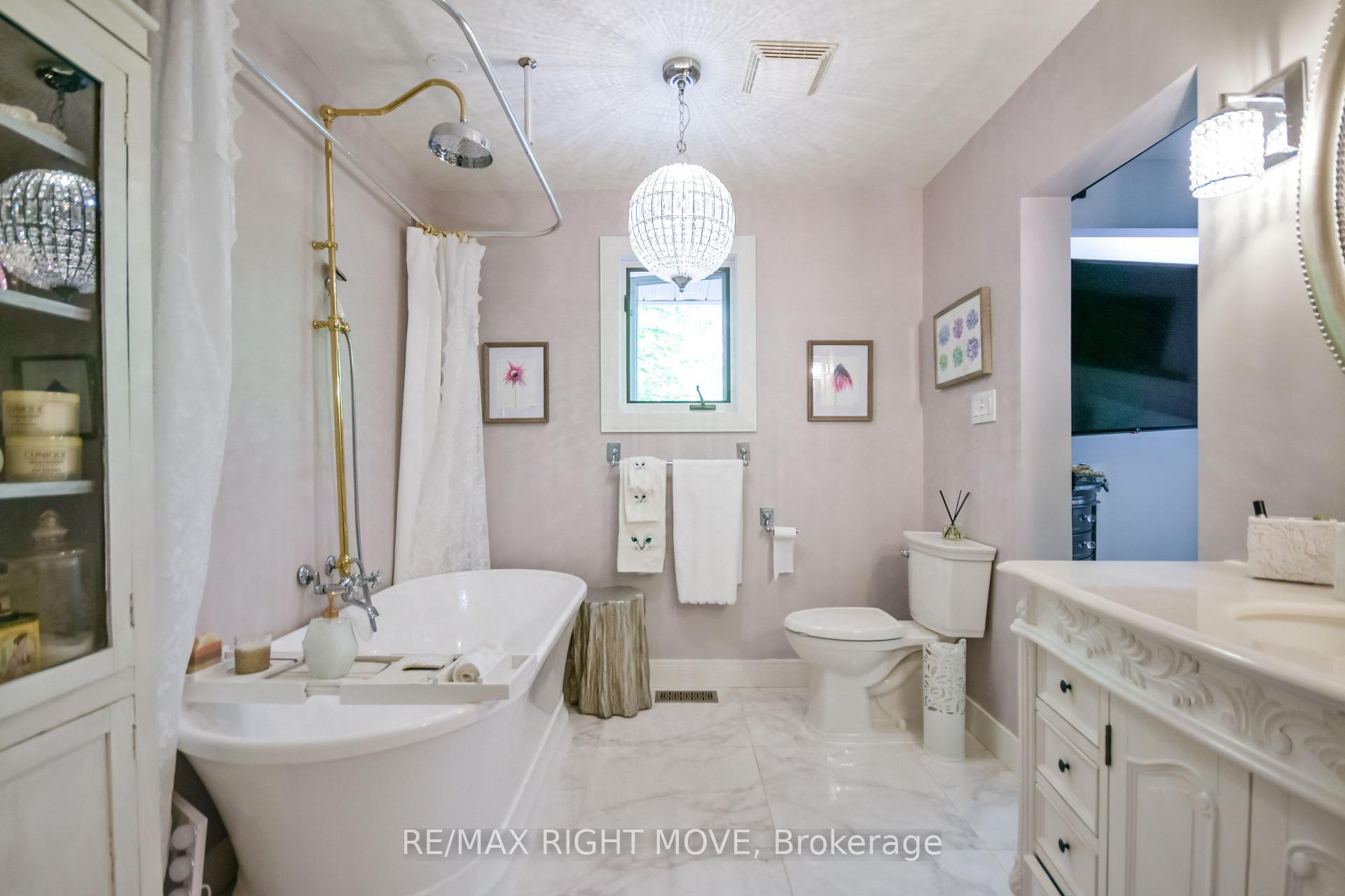 Photo 22 of 1220 Birchcliffe Crescent, Severn, Rural Severn — HOMEH
