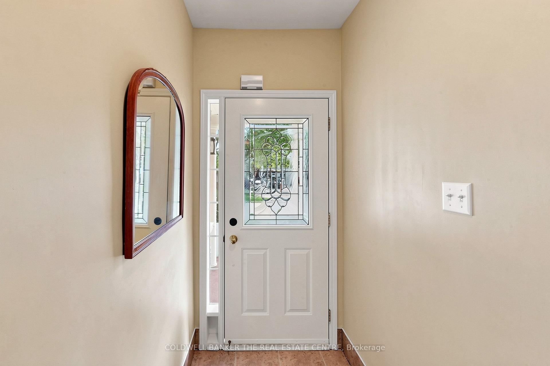 Photo 2 of 260 Flagstone Way, Newmarket, Woodland Hill — HOMEH