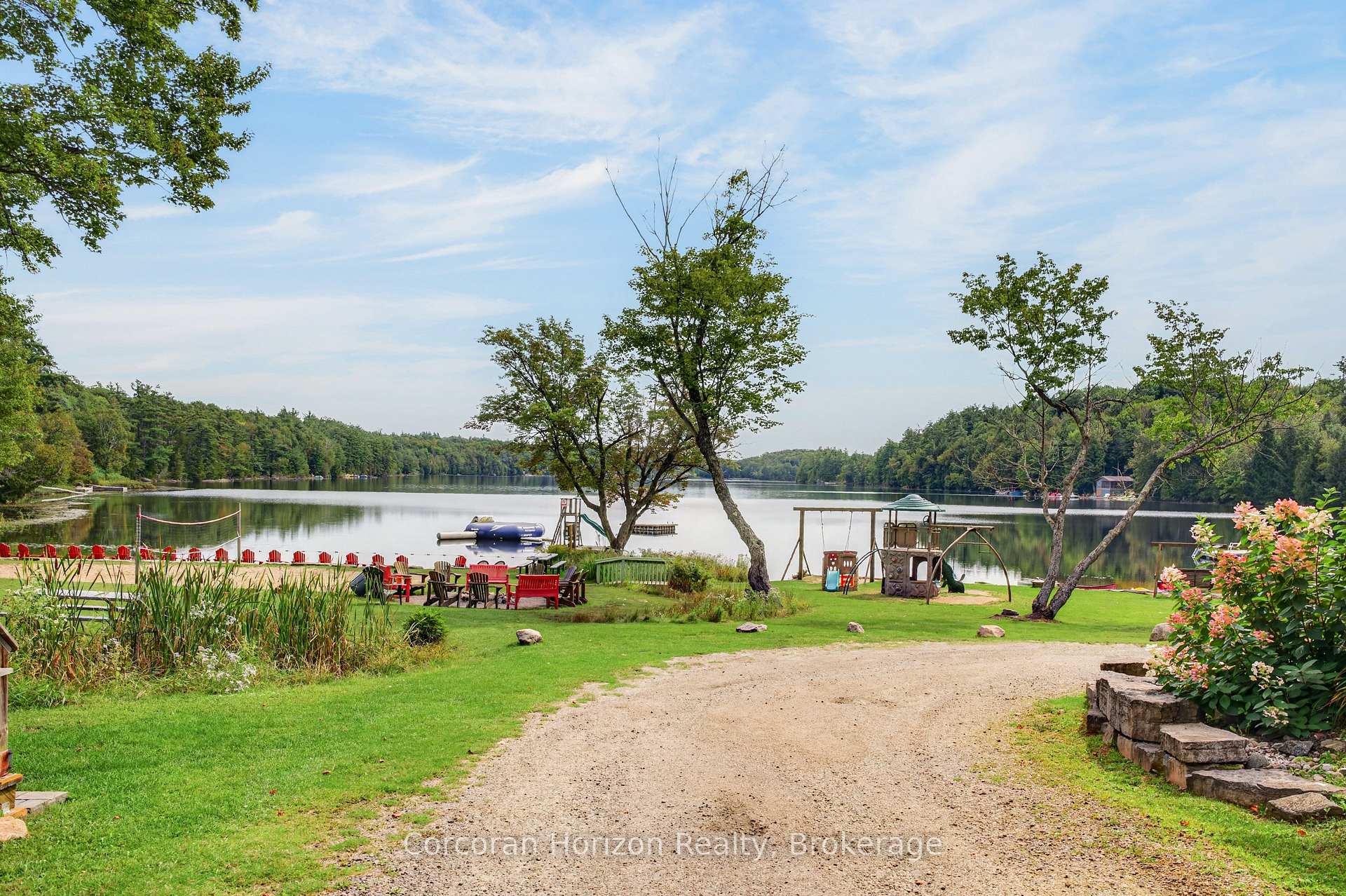 Photo 5 of Unit 4, 7 Silver Point Road, Seguin — HOMEH