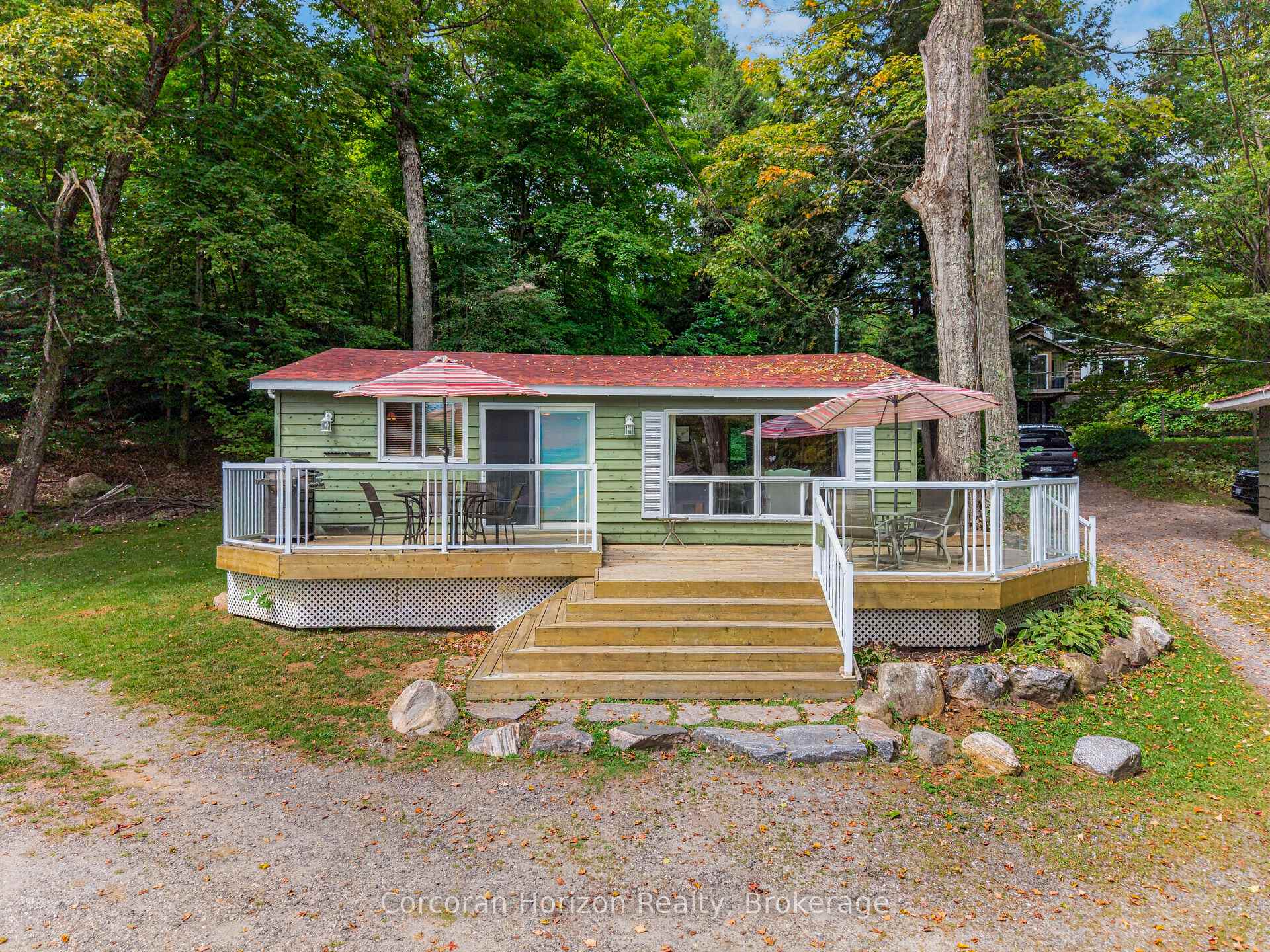 Photo 13 of Unit 4, 7 Silver Point Road, Seguin — HOMEH