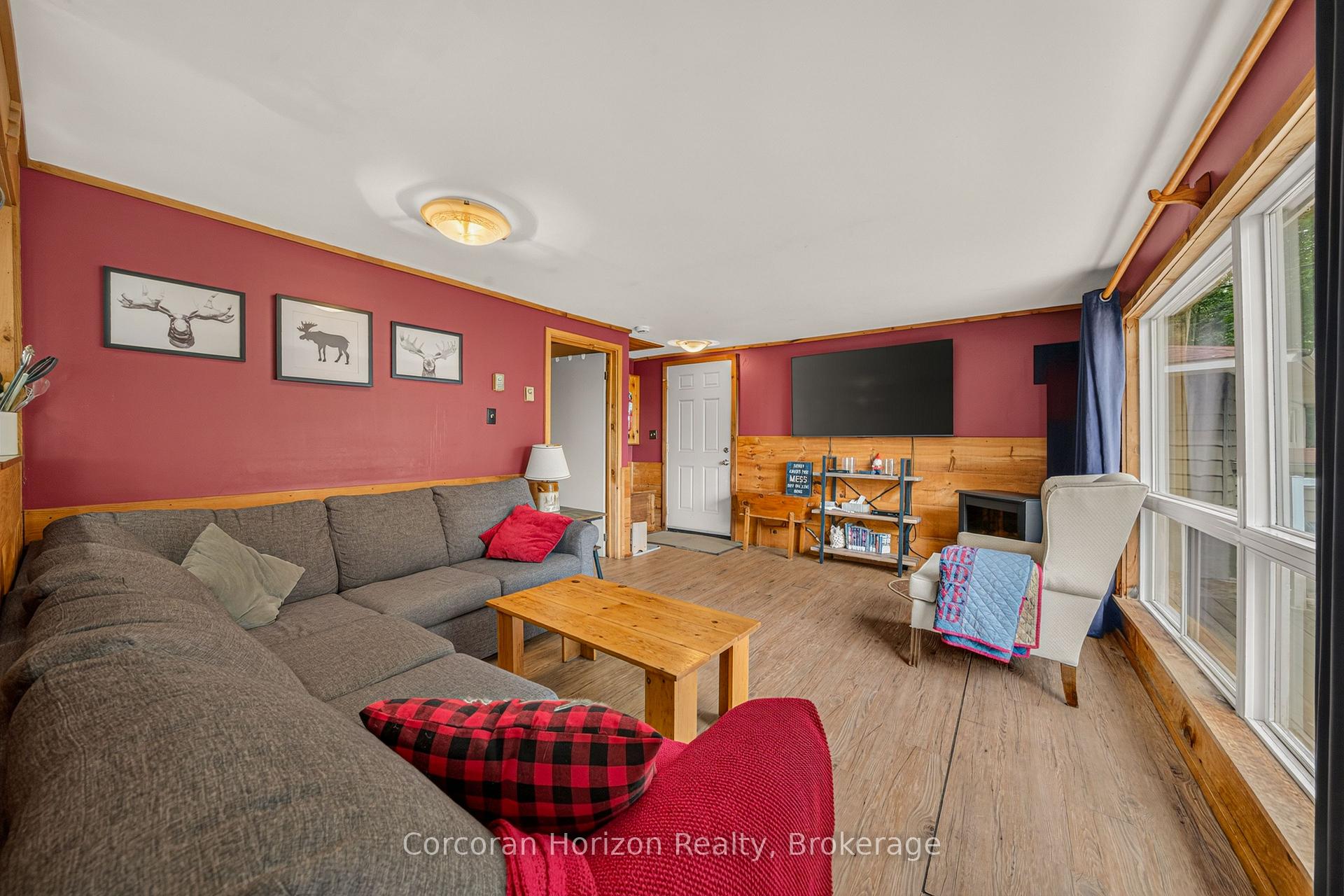 Photo 18 of Unit 4, 7 Silver Point Road, Seguin — HOMEH