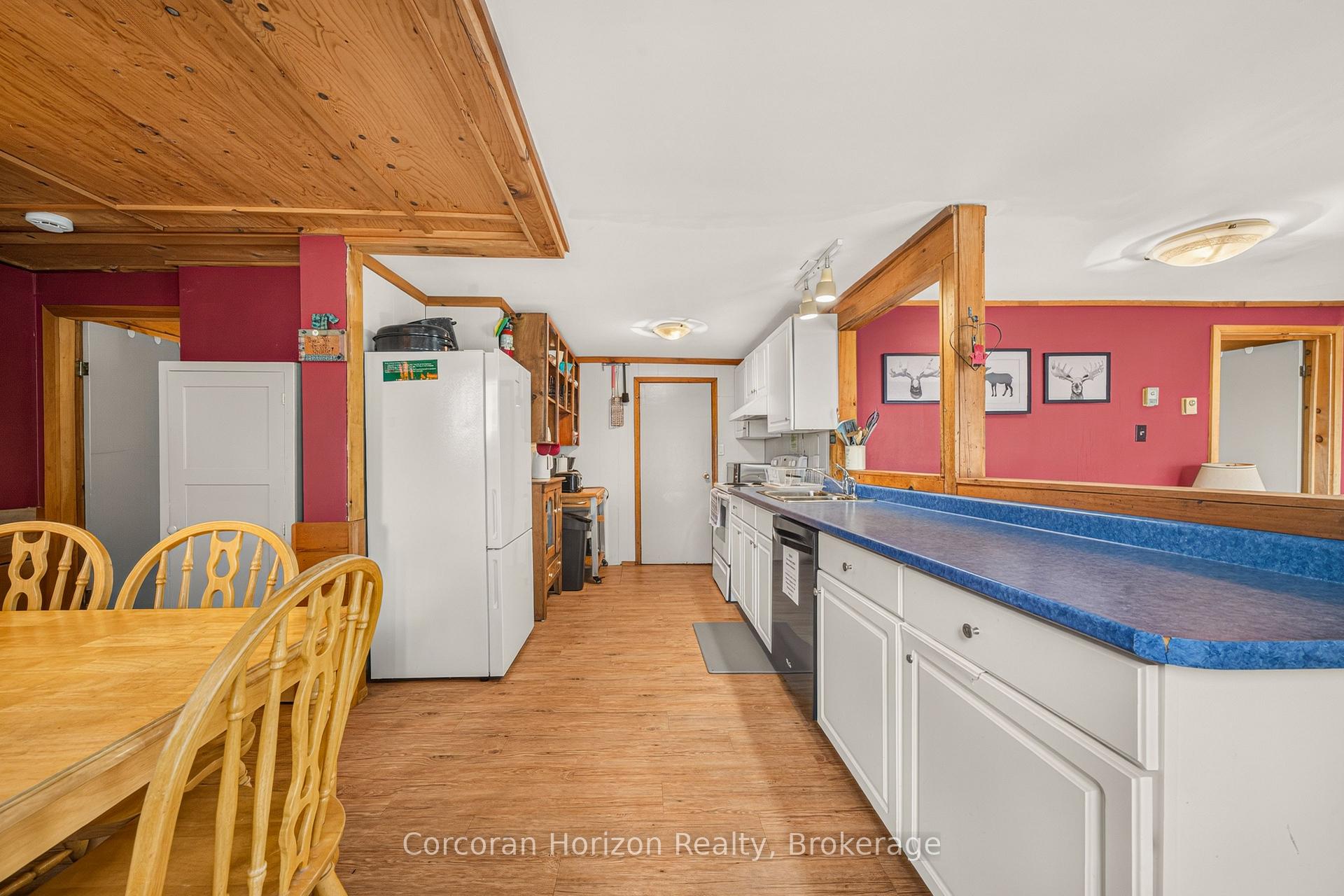 Photo 22 of Unit 4, 7 Silver Point Road, Seguin — HOMEH