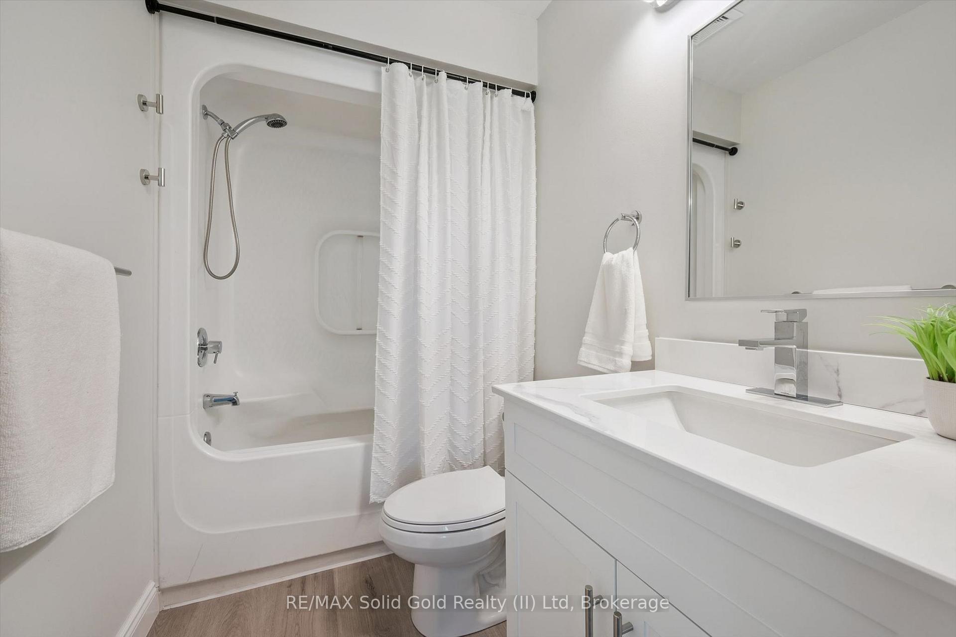 Photo 24 of Unit 10, 89 Woolwich Street, Waterloo, University Downs — HOMEH