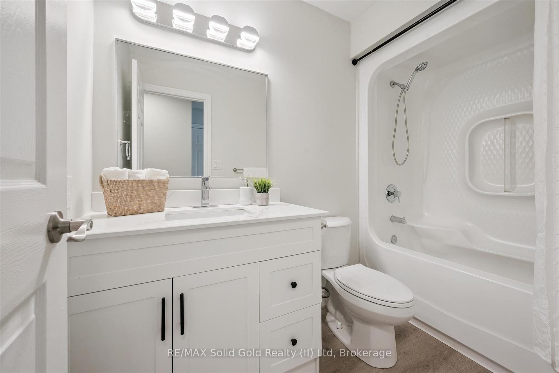 Photo 29 of Unit 10, 89 Woolwich Street, Waterloo, University Downs — HOMEH