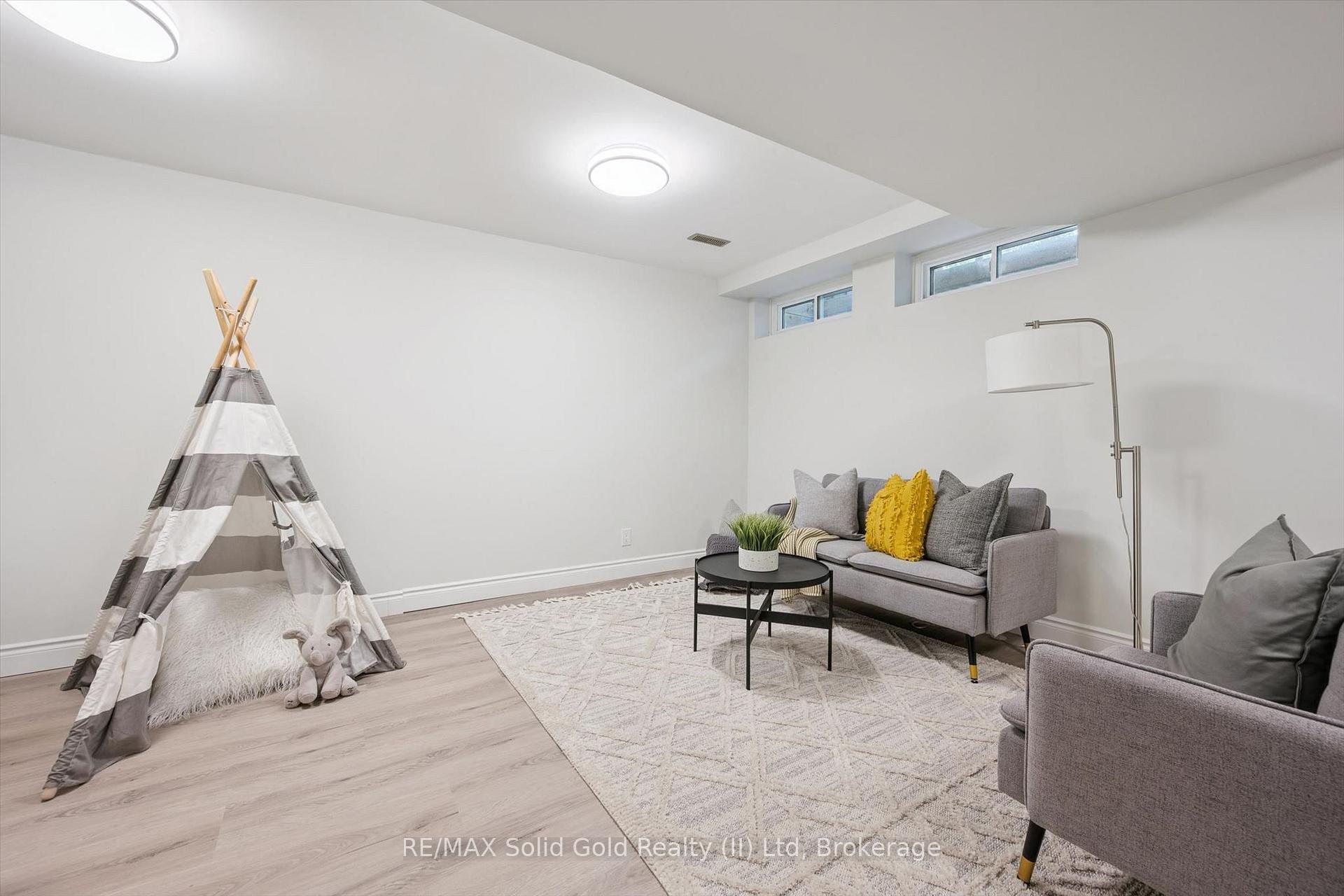 Photo 32 of Unit 10, 89 Woolwich Street, Waterloo, University Downs — HOMEH