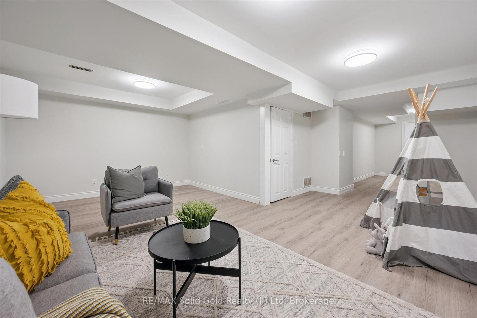 Photo 34 of Unit 10, 89 Woolwich Street, Waterloo, University Downs — HOMEH