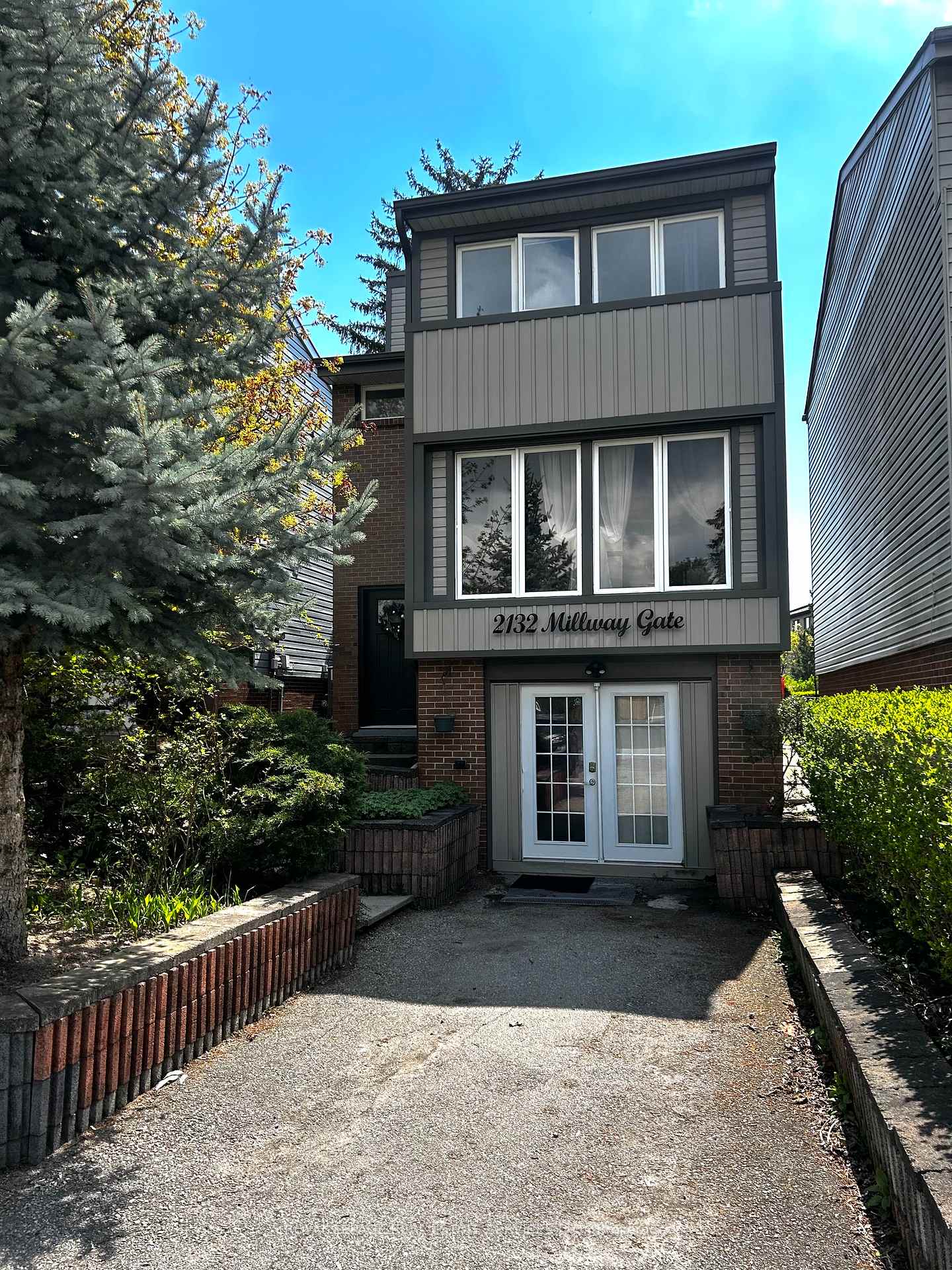 Photo 1 of 2132 Millway Gate, Mississauga, Erin Mills — HOMEH
