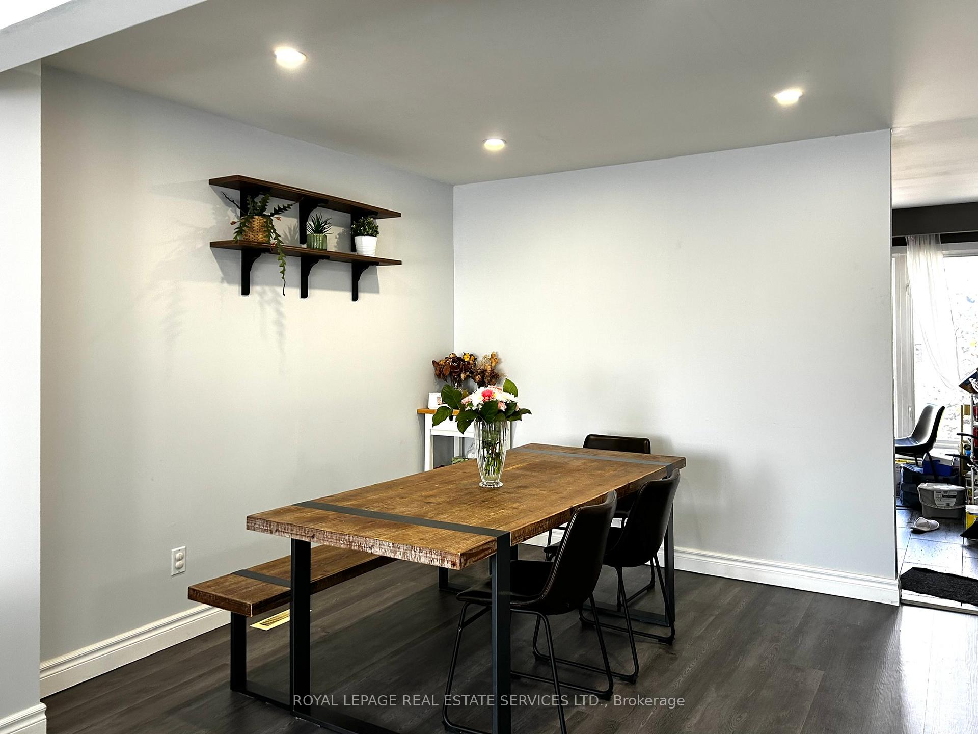 Photo 11 of 2132 Millway Gate, Mississauga, Erin Mills — HOMEH
