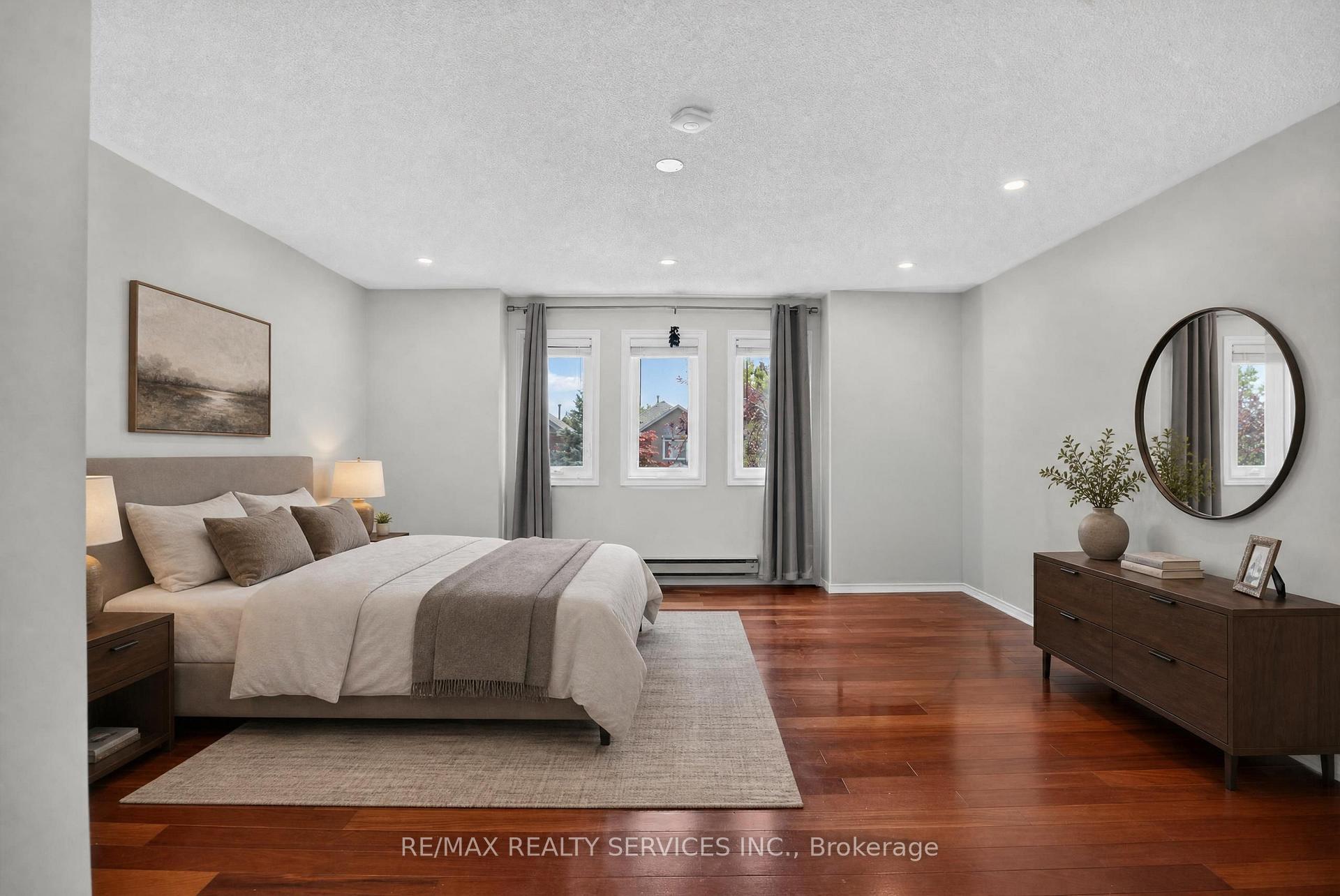Photo 27 of 2153 Oak Bliss Crescent, Oakville, West Oak Trails — HOMEH