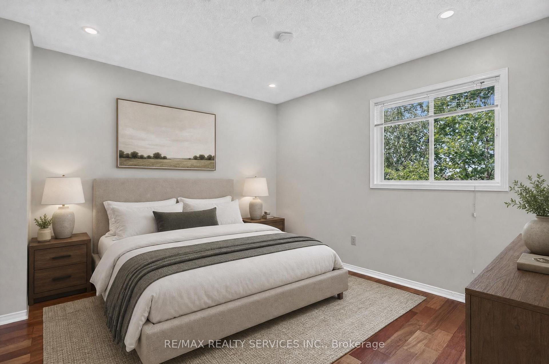 Photo 35 of 2153 Oak Bliss Crescent, Oakville, West Oak Trails — HOMEH