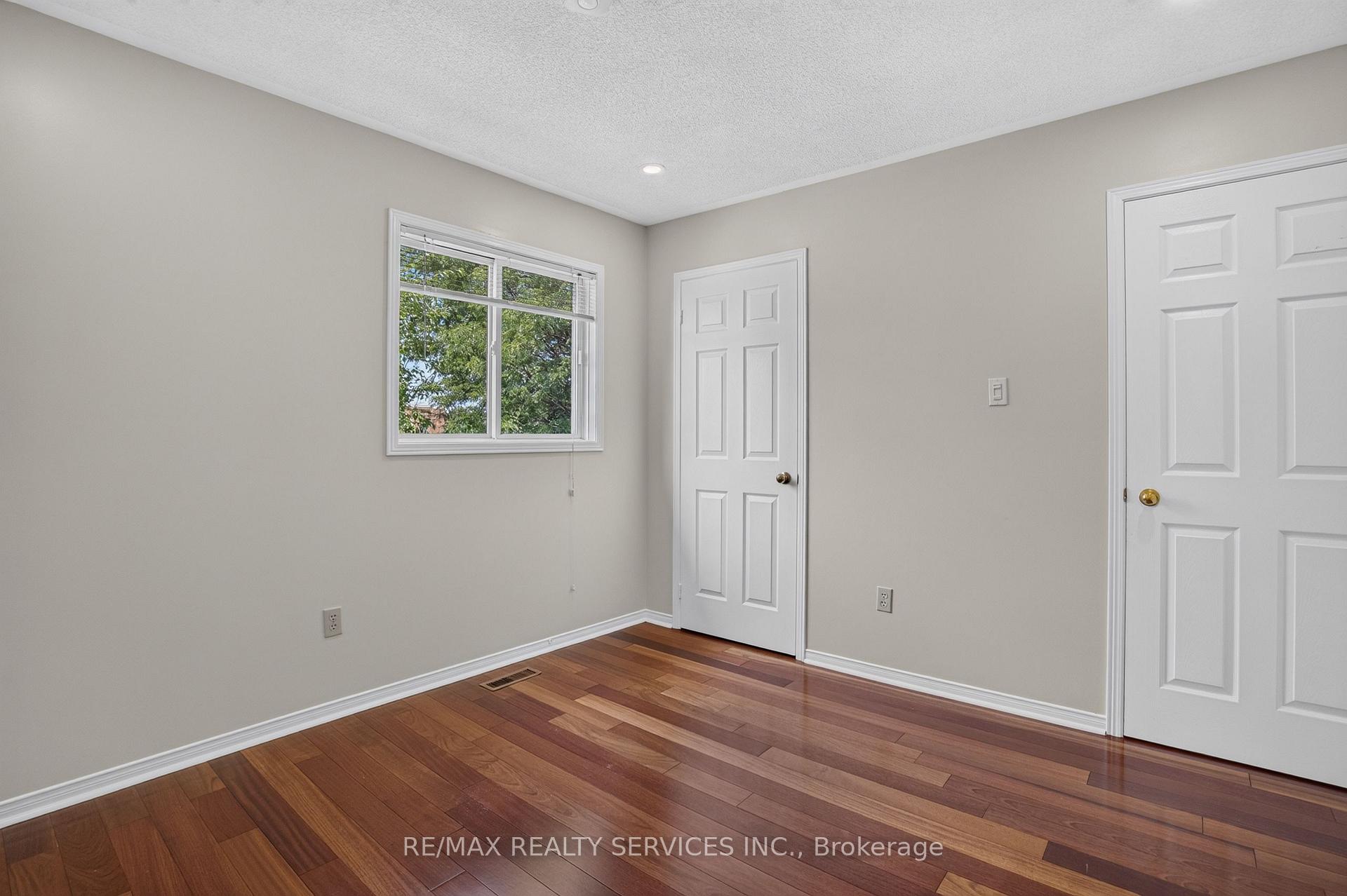 Photo 36 of 2153 Oak Bliss Crescent, Oakville, West Oak Trails — HOMEH
