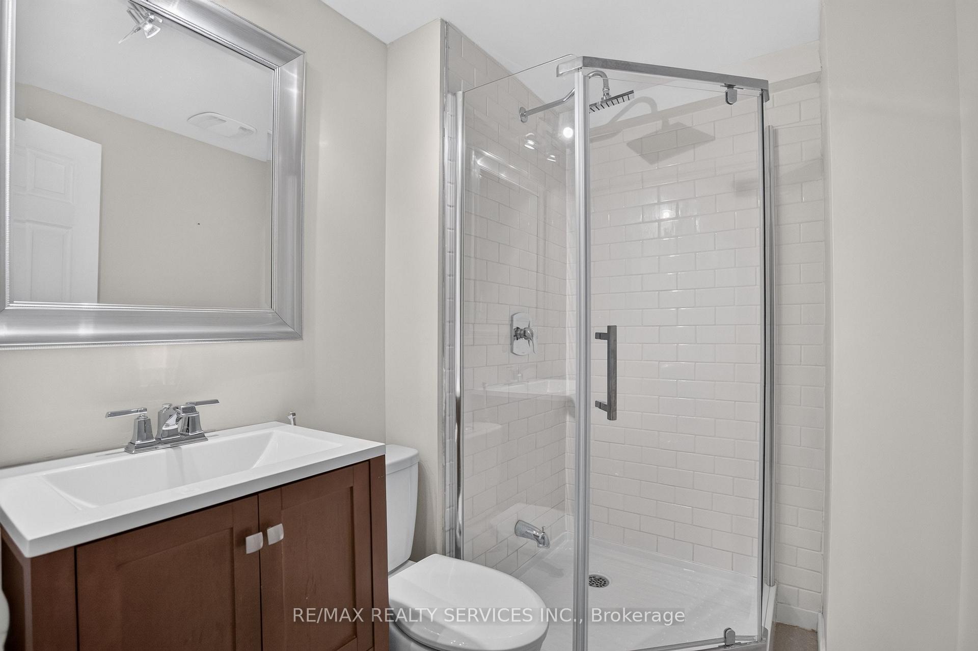 Photo 46 of 2153 Oak Bliss Crescent, Oakville, West Oak Trails — HOMEH