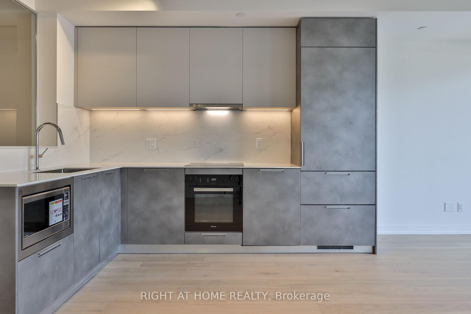 Photo 7 of Unit 303, 761 Queen Street E, Toronto, South Riverdale — HOMEH