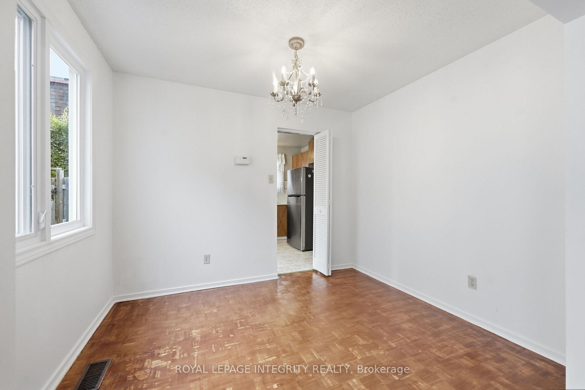 Photo 11 of Unit 30, 2057 Jasmine Crescent, Ottawa, Beacon Hill South — HOMEH