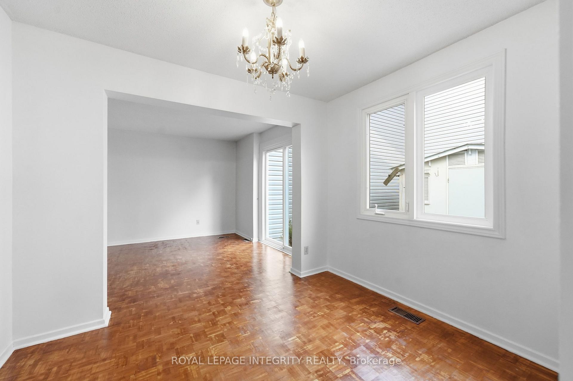Photo 12 of Unit 30, 2057 Jasmine Crescent, Ottawa, Beacon Hill South — HOMEH