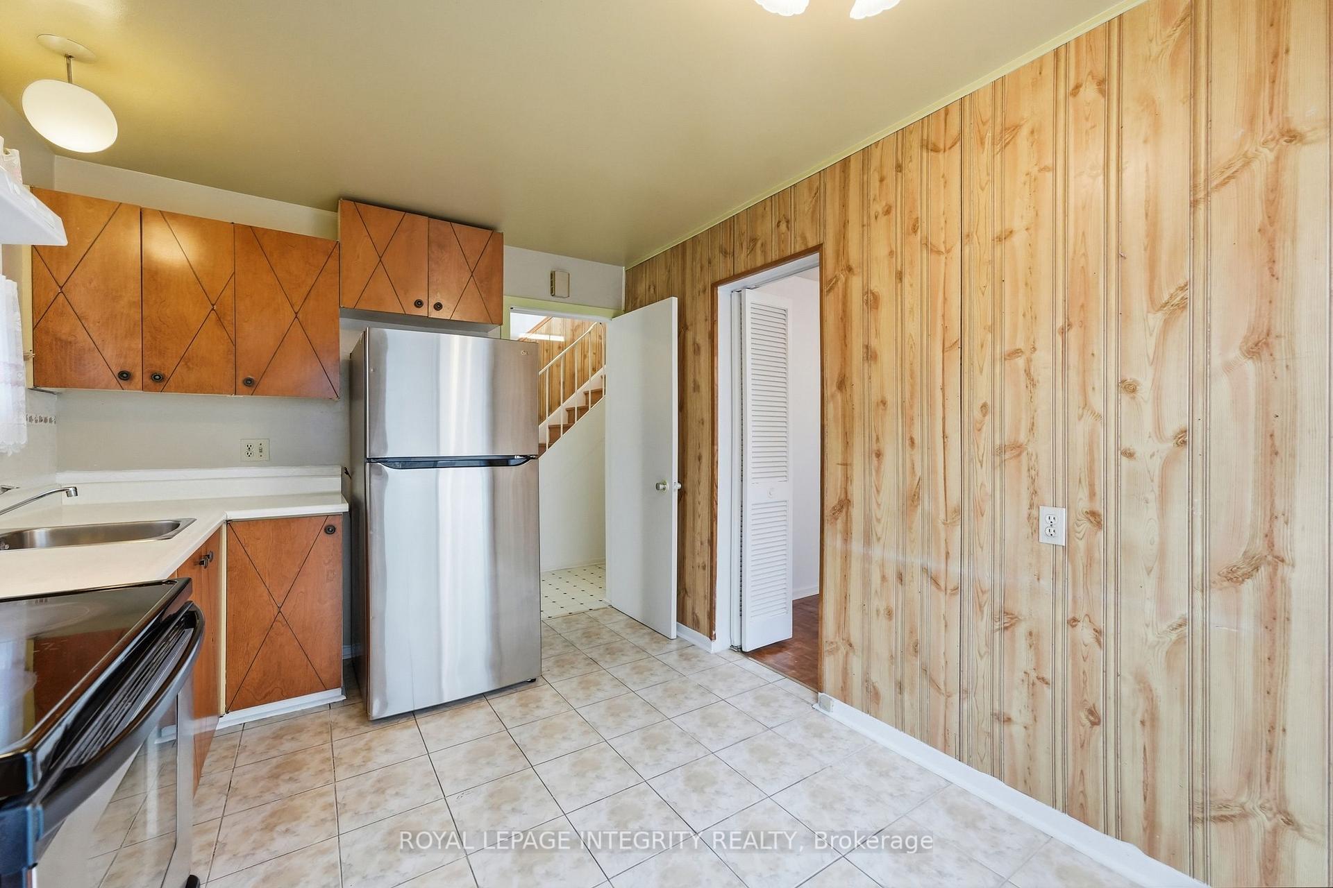Photo 15 of Unit 30, 2057 Jasmine Crescent, Ottawa, Beacon Hill South — HOMEH