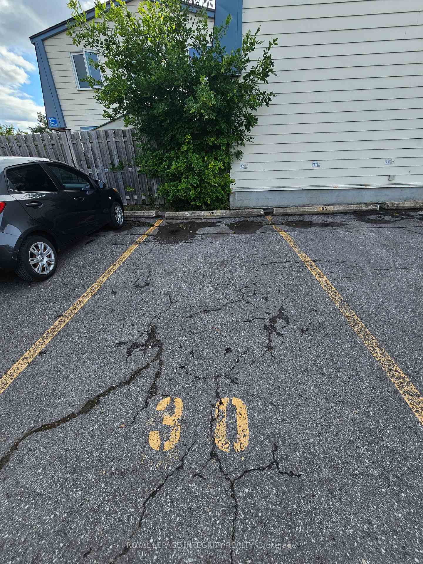 Photo 34 of Unit 30, 2057 Jasmine Crescent, Ottawa, Beacon Hill South — HOMEH