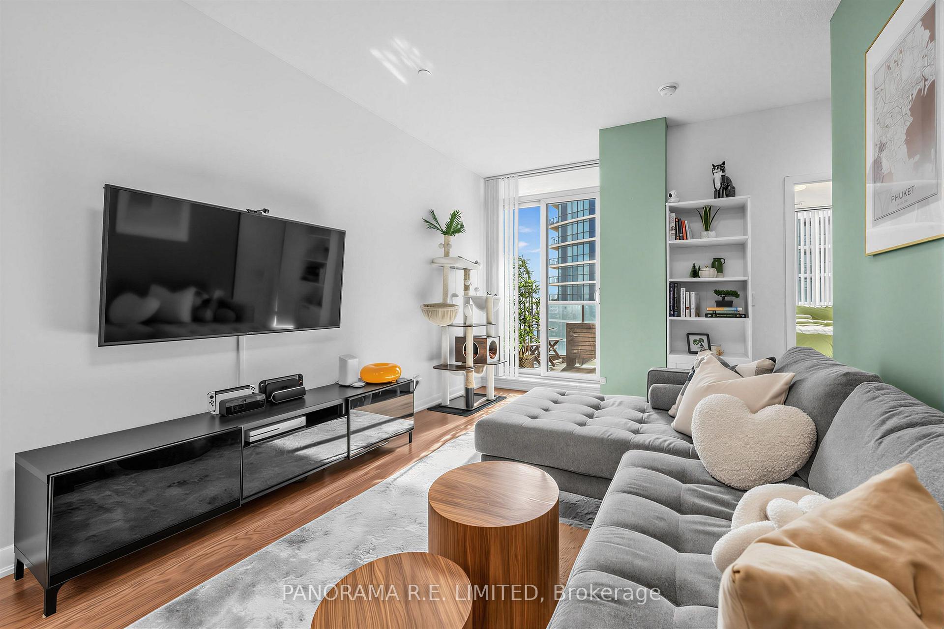 Front of Unit 2806, 215 Sherway Gardens Road