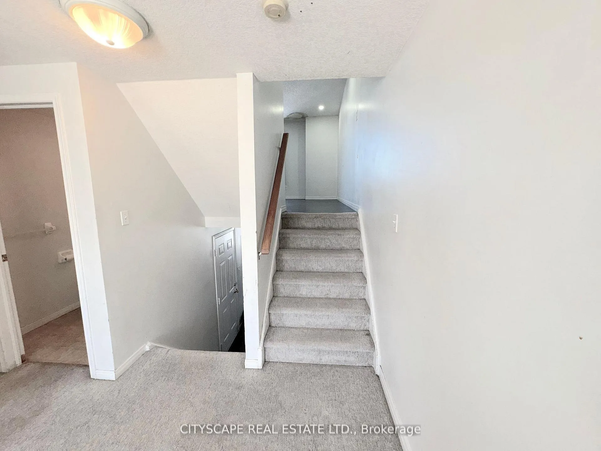 Photo 14 of 91 Donnenwerth Drive, Kitchener — HOMEH