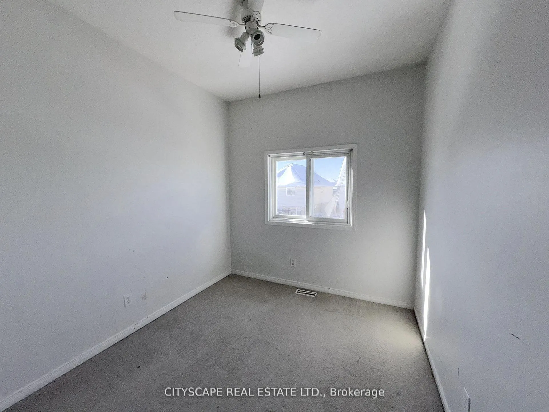 Photo 20 of 91 Donnenwerth Drive, Kitchener — HOMEH